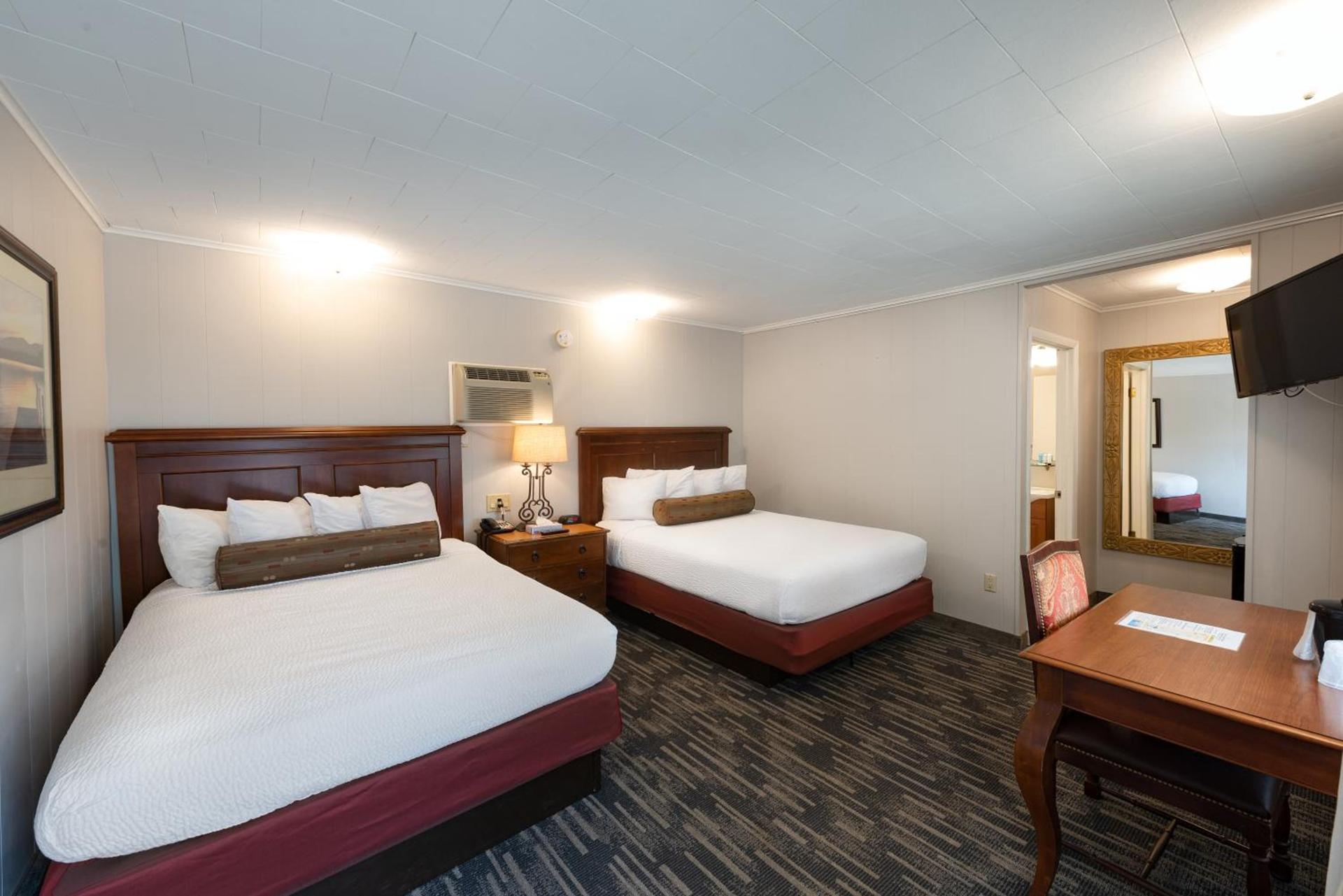 Scotty's Lakeside Resort photo 42