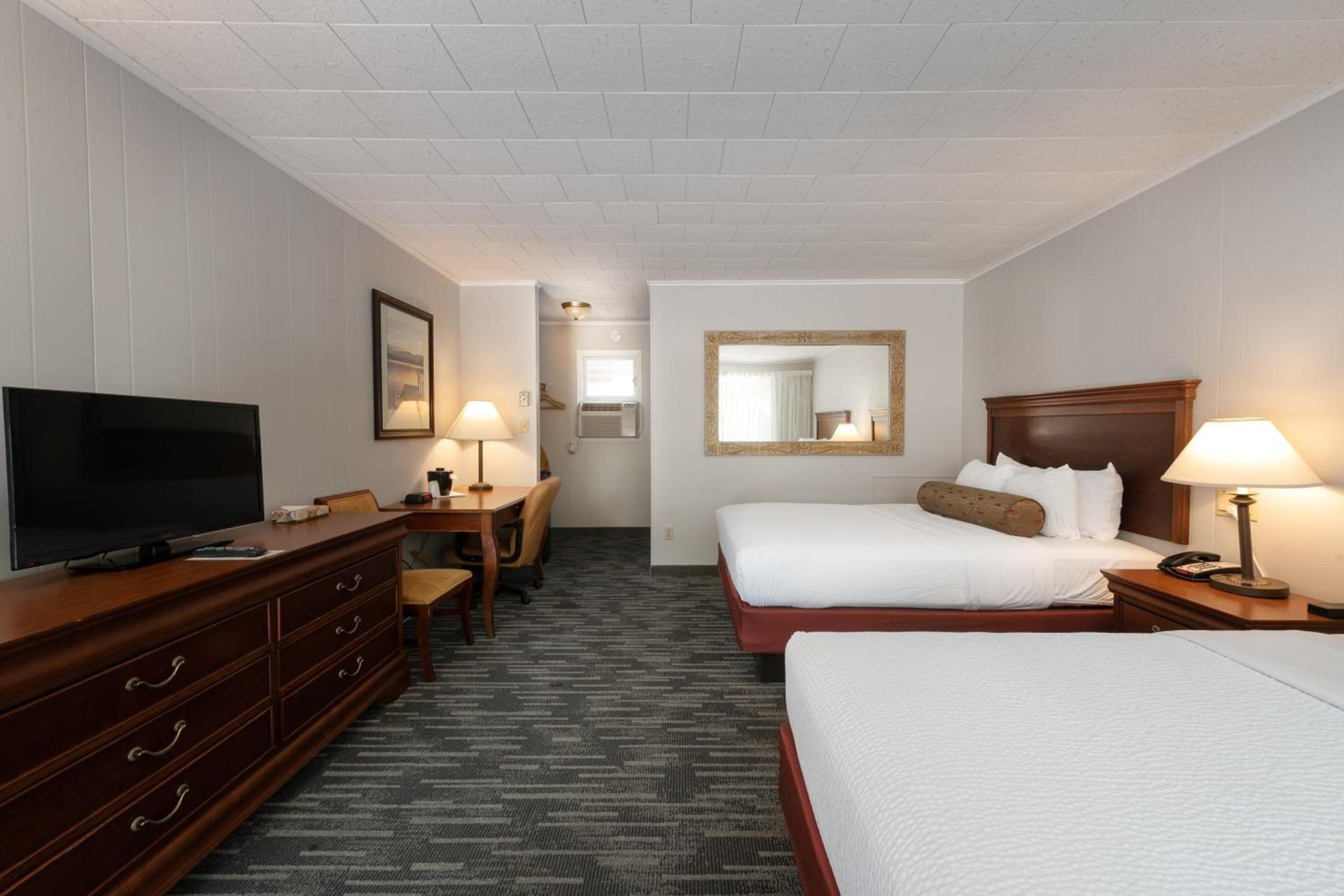 Scotty's Lakeside Resort photo 49
