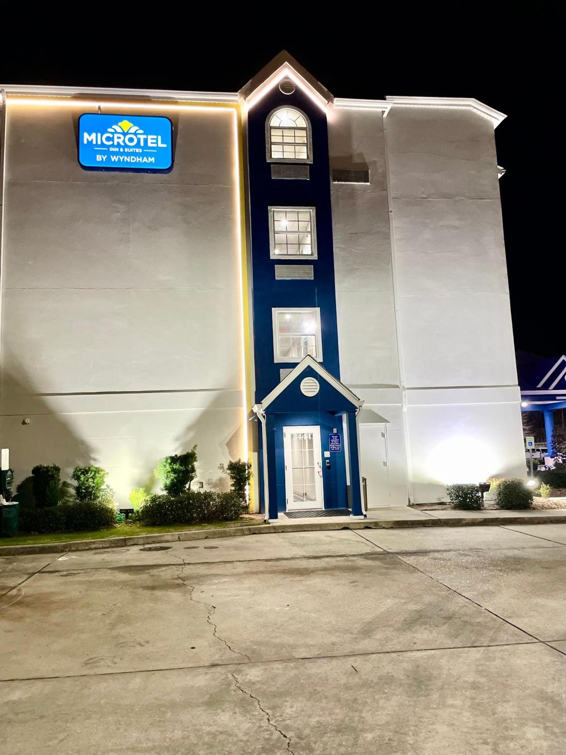 Microtel Inn and Suites Baton Rouge Airport photo 21