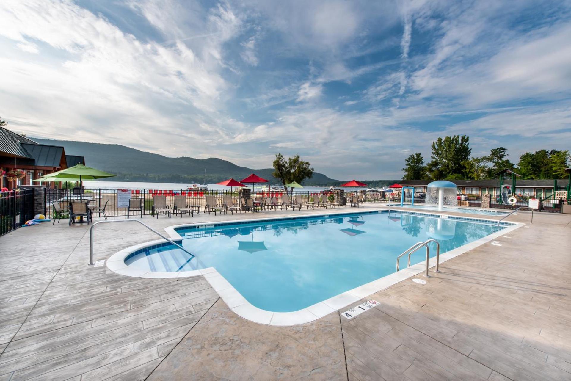 Scotty's Lakeside Resort photo 3