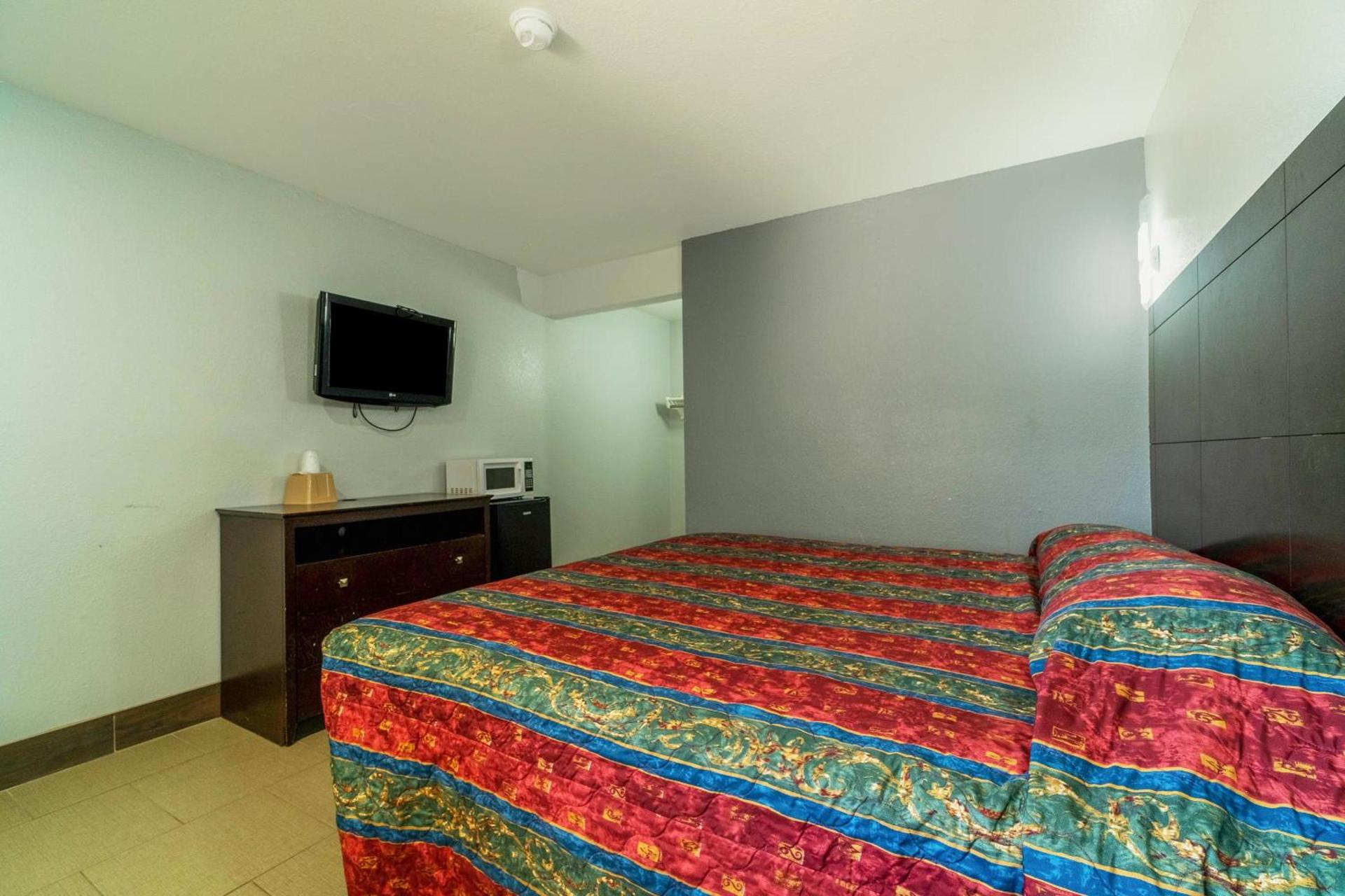 Xpress Inn & Extended Stays photo 7