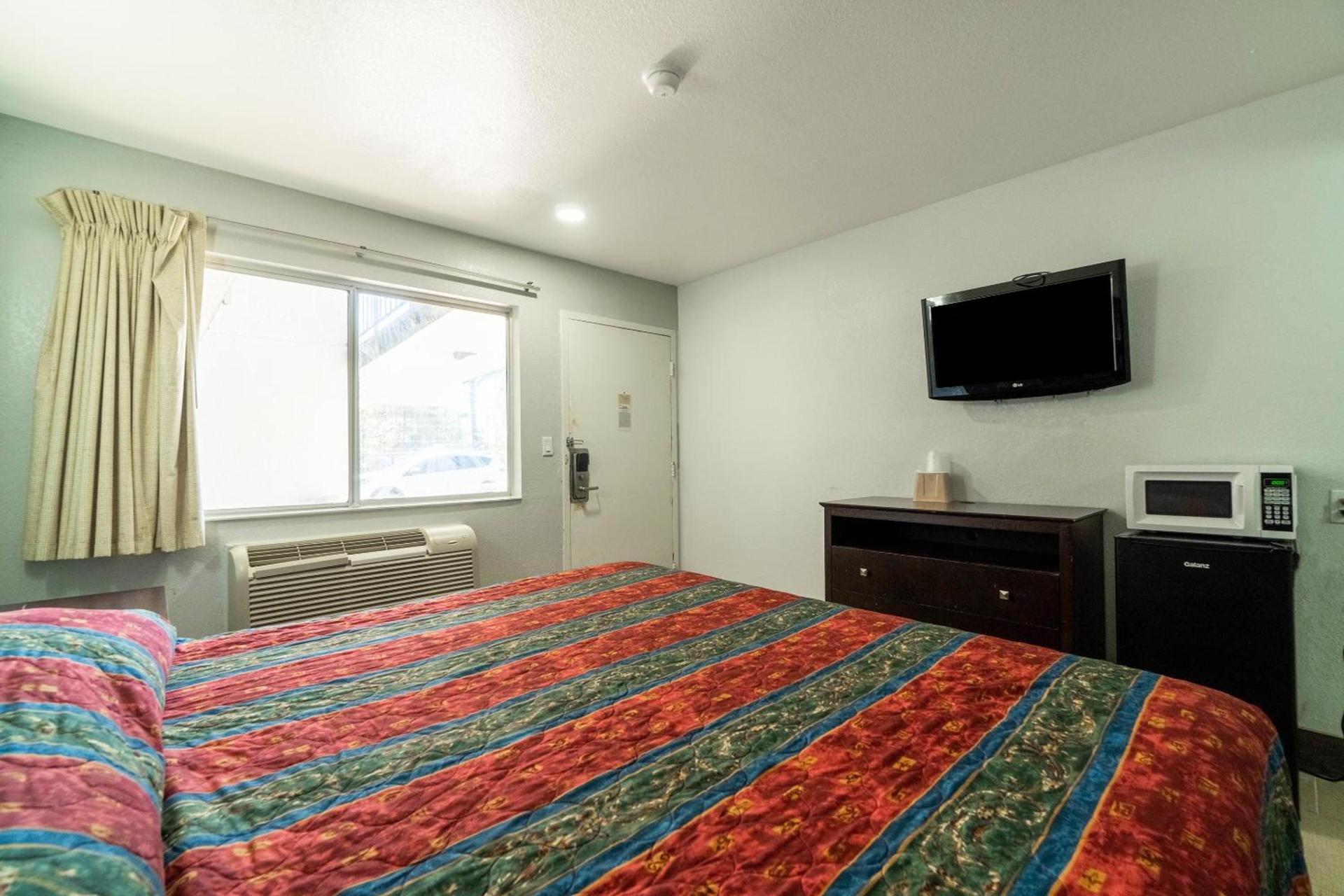 Xpress Inn & Extended Stays photo 6