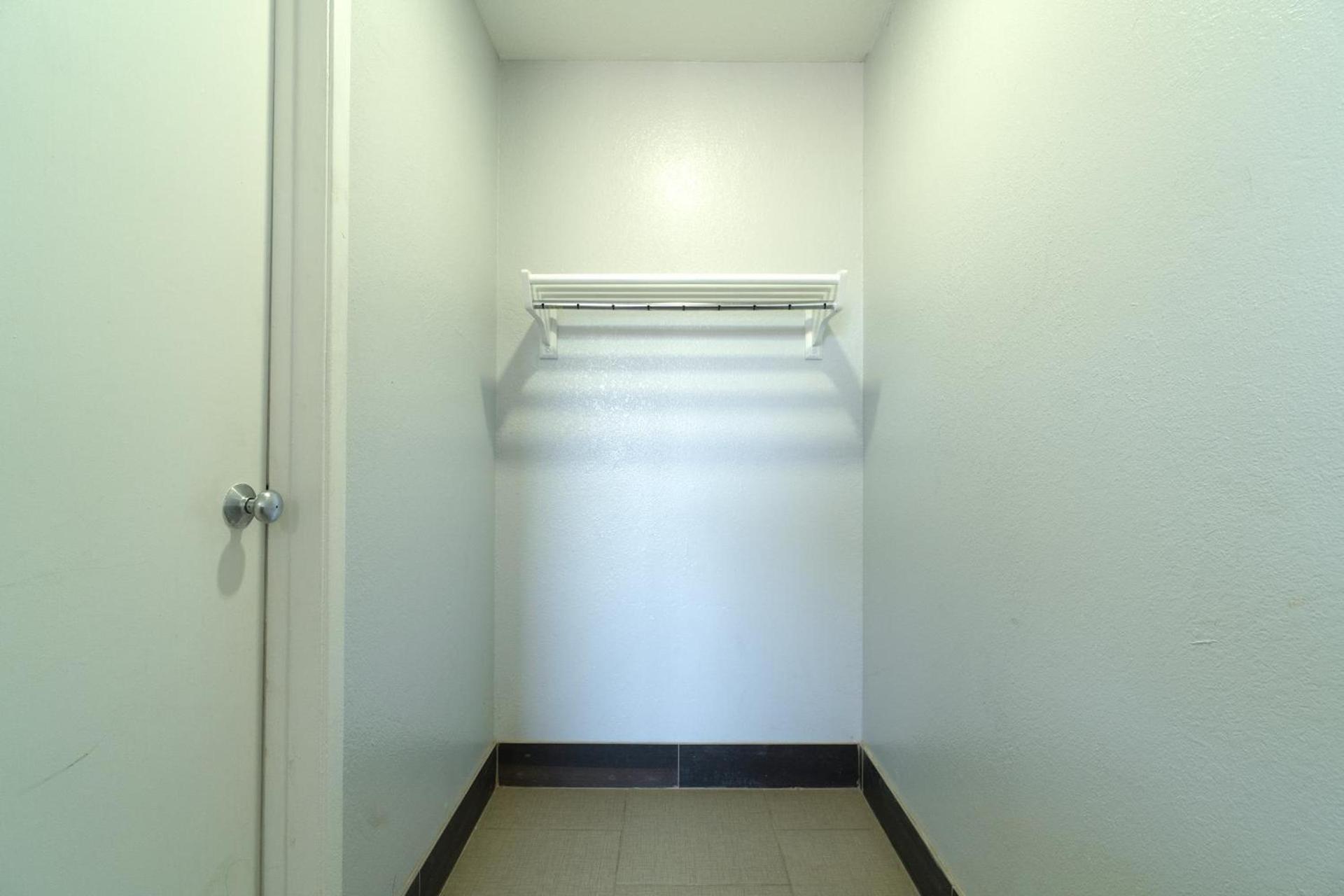 Xpress Inn & Extended Stays photo 13