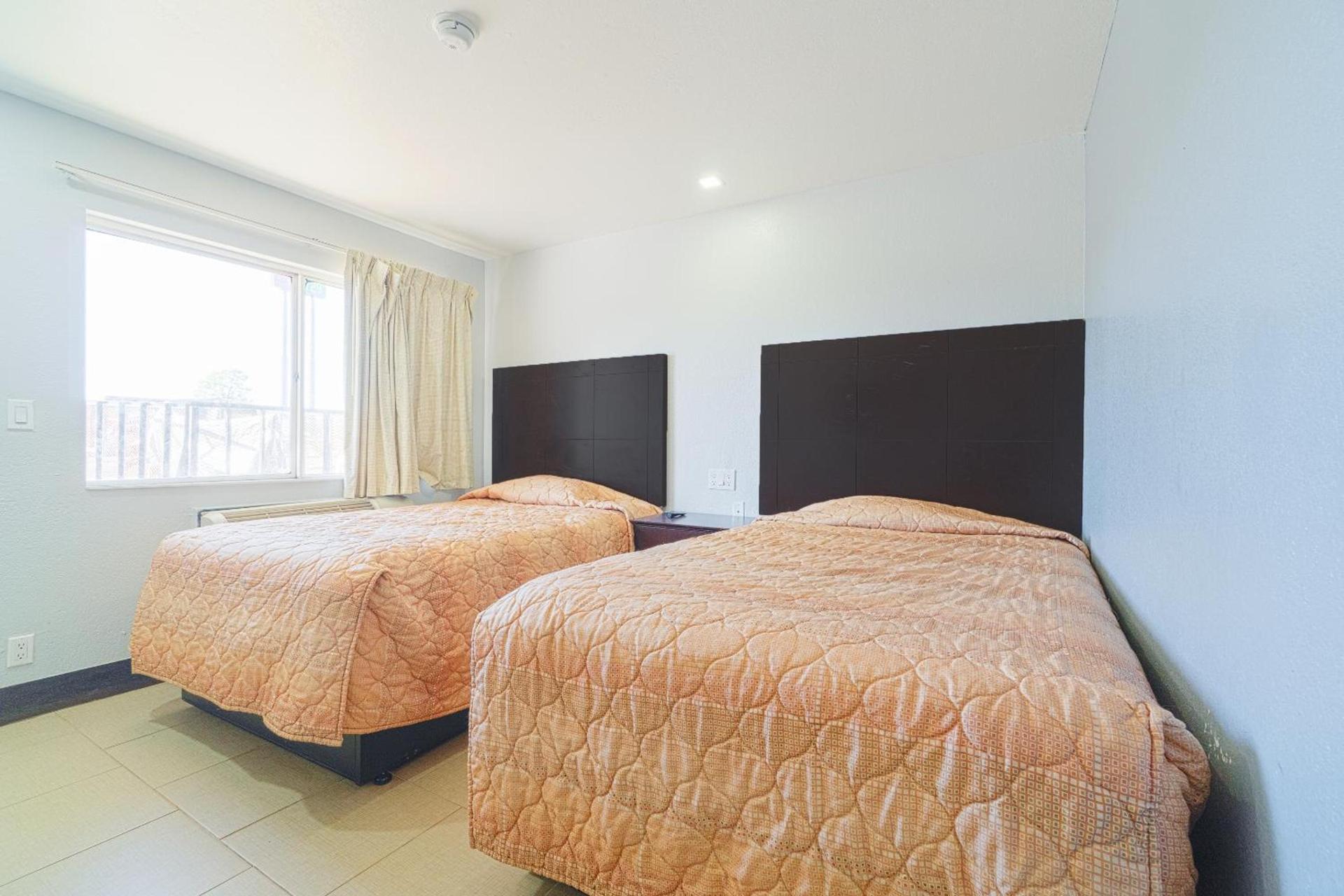 Xpress Inn & Extended Stays photo 18