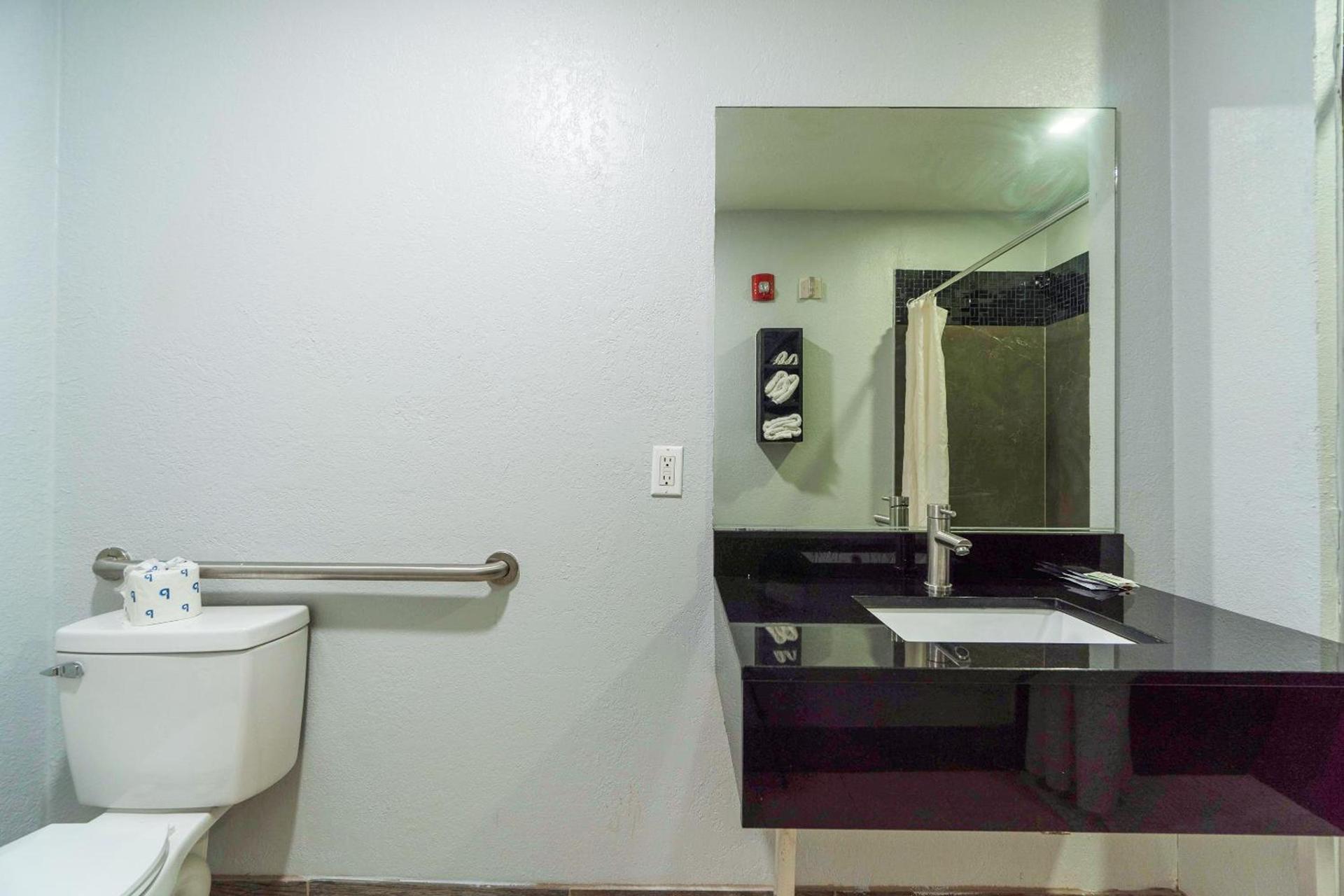 Xpress Inn & Extended Stays photo 26