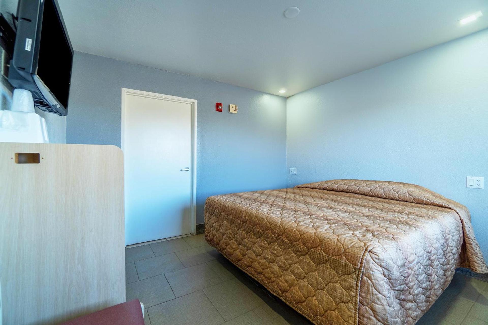 Xpress Inn & Extended Stays photo 20