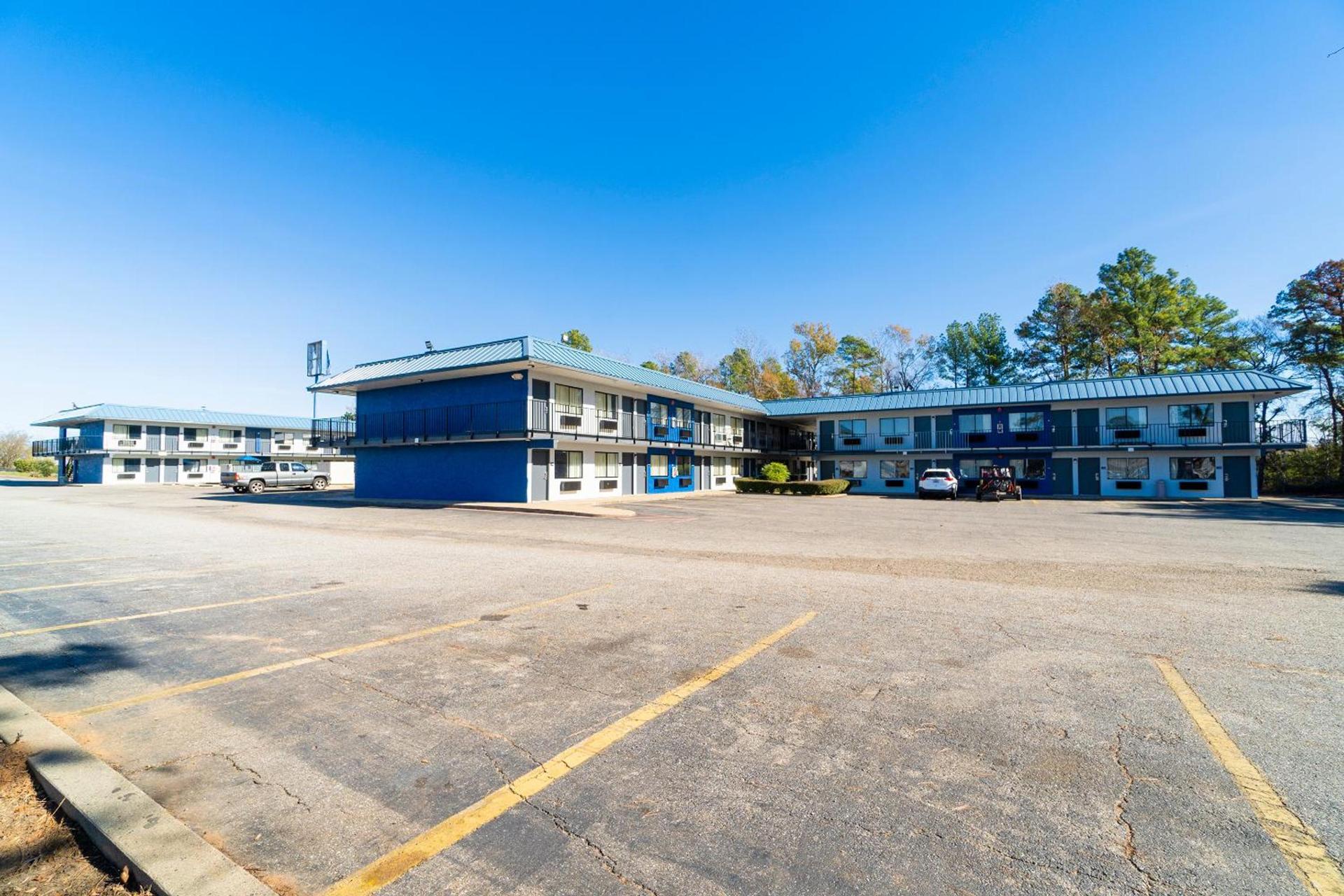 Xpress Inn & Extended Stays photo 55