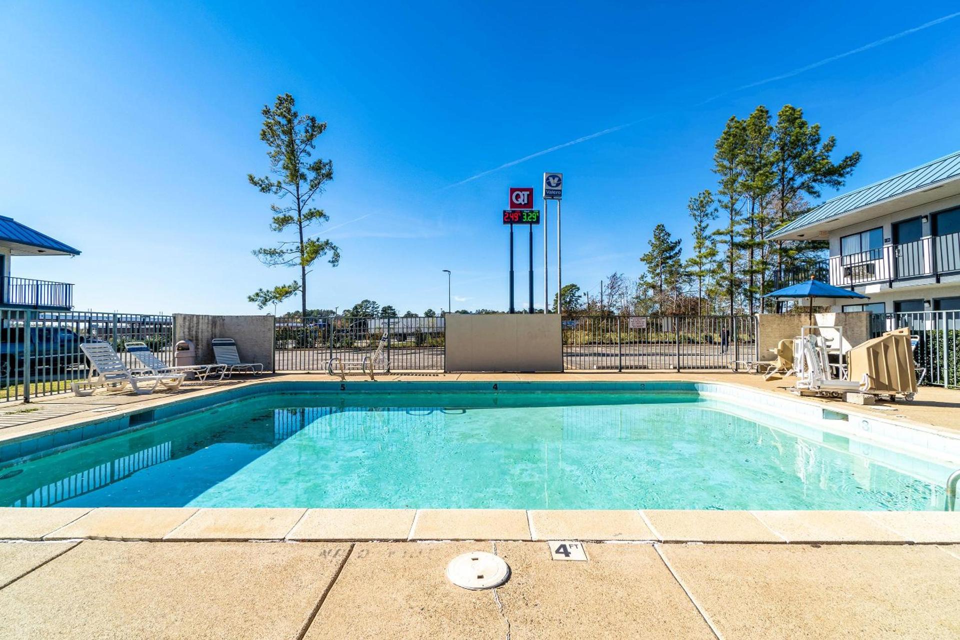 Xpress Inn & Extended Stays photo 65