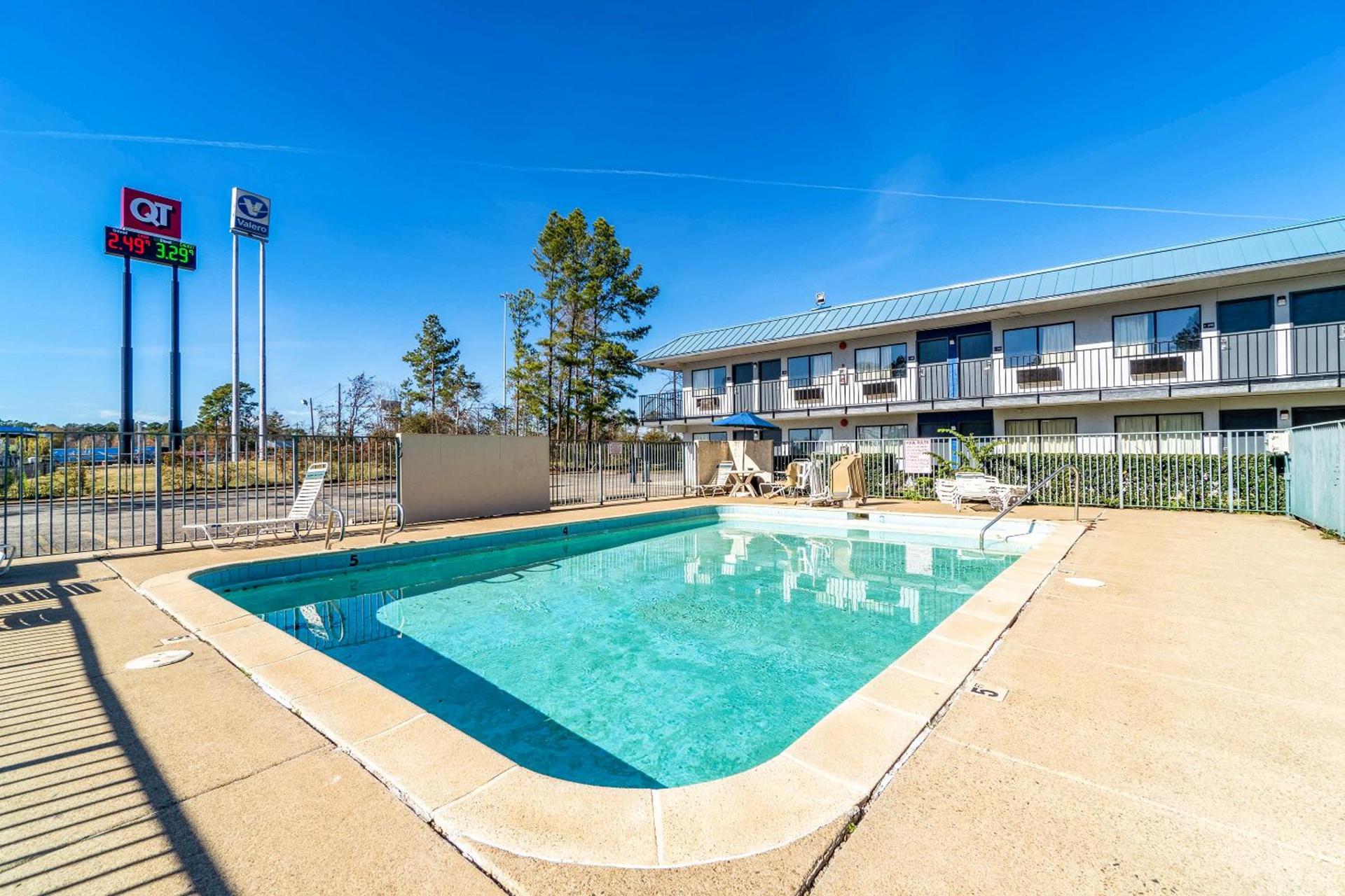 Xpress Inn & Extended Stays photo 64