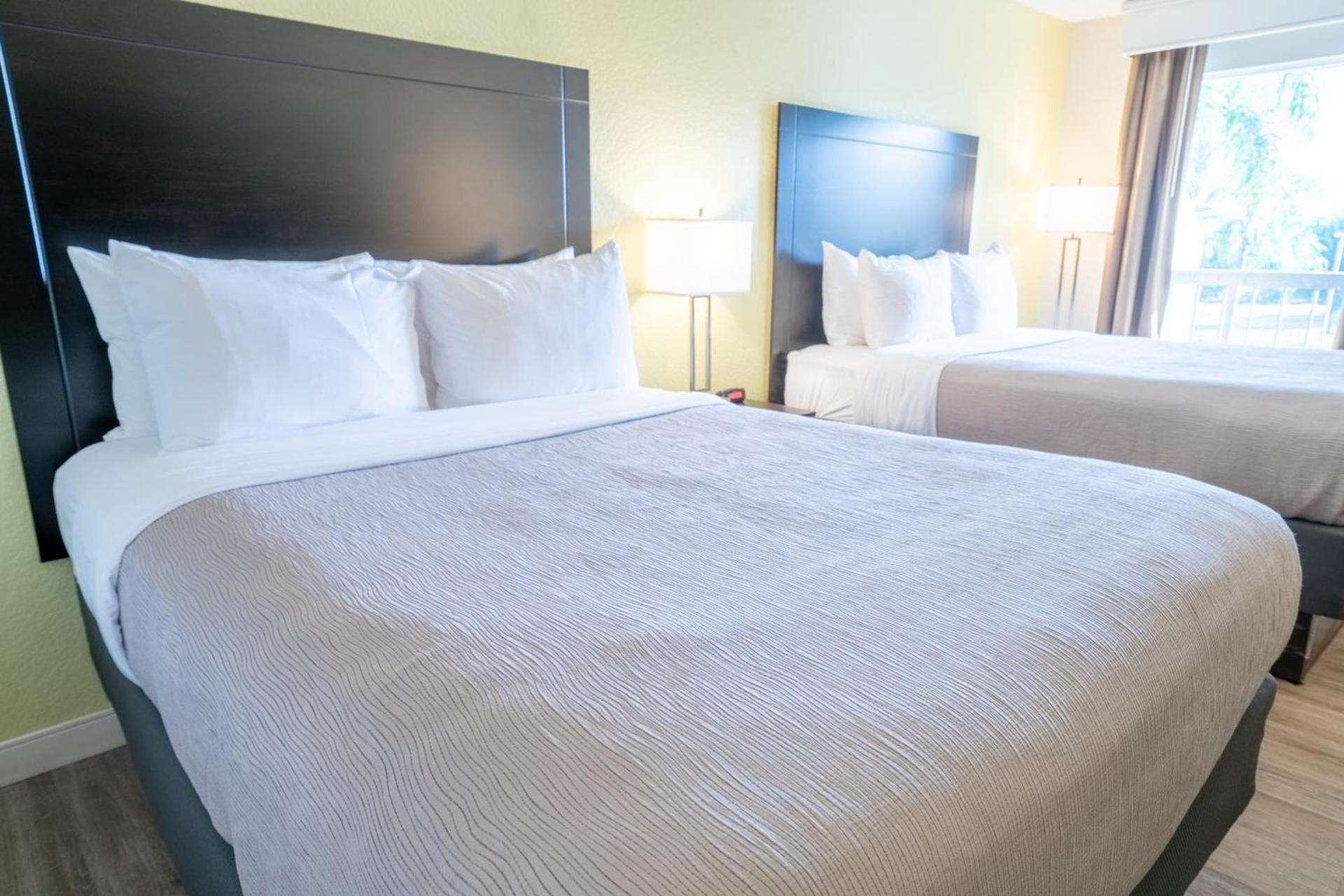 Quality Inn Palm Beach International Airport photo 22