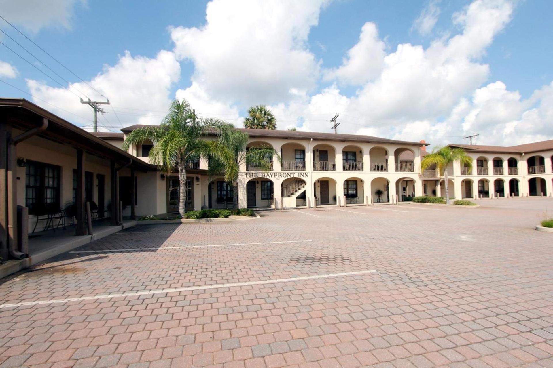 Bayfront Inn photo 4