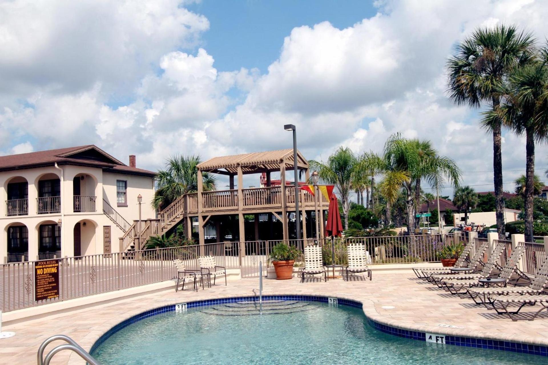 Bayfront Inn photo 6