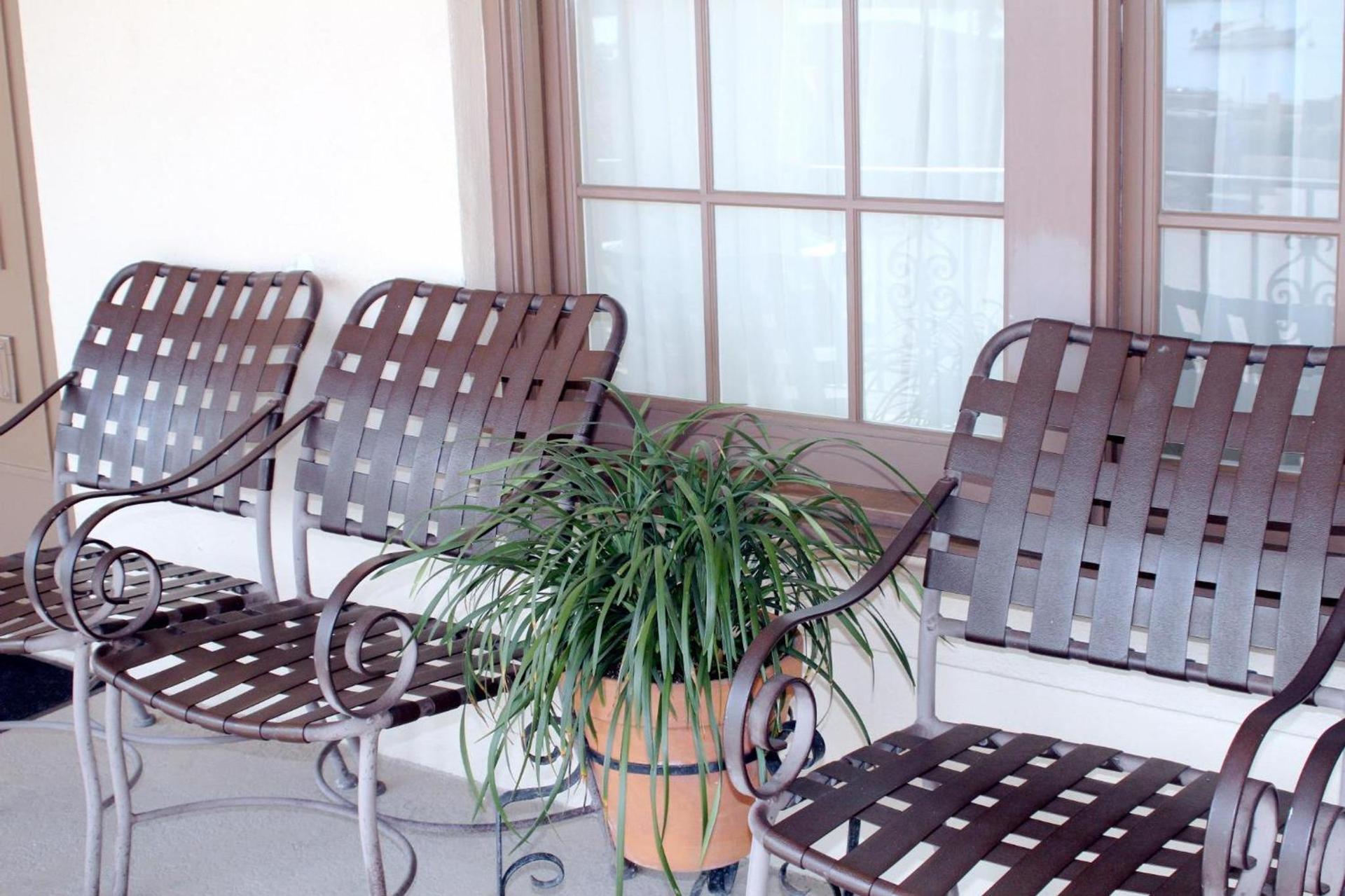 Bayfront Inn photo 8