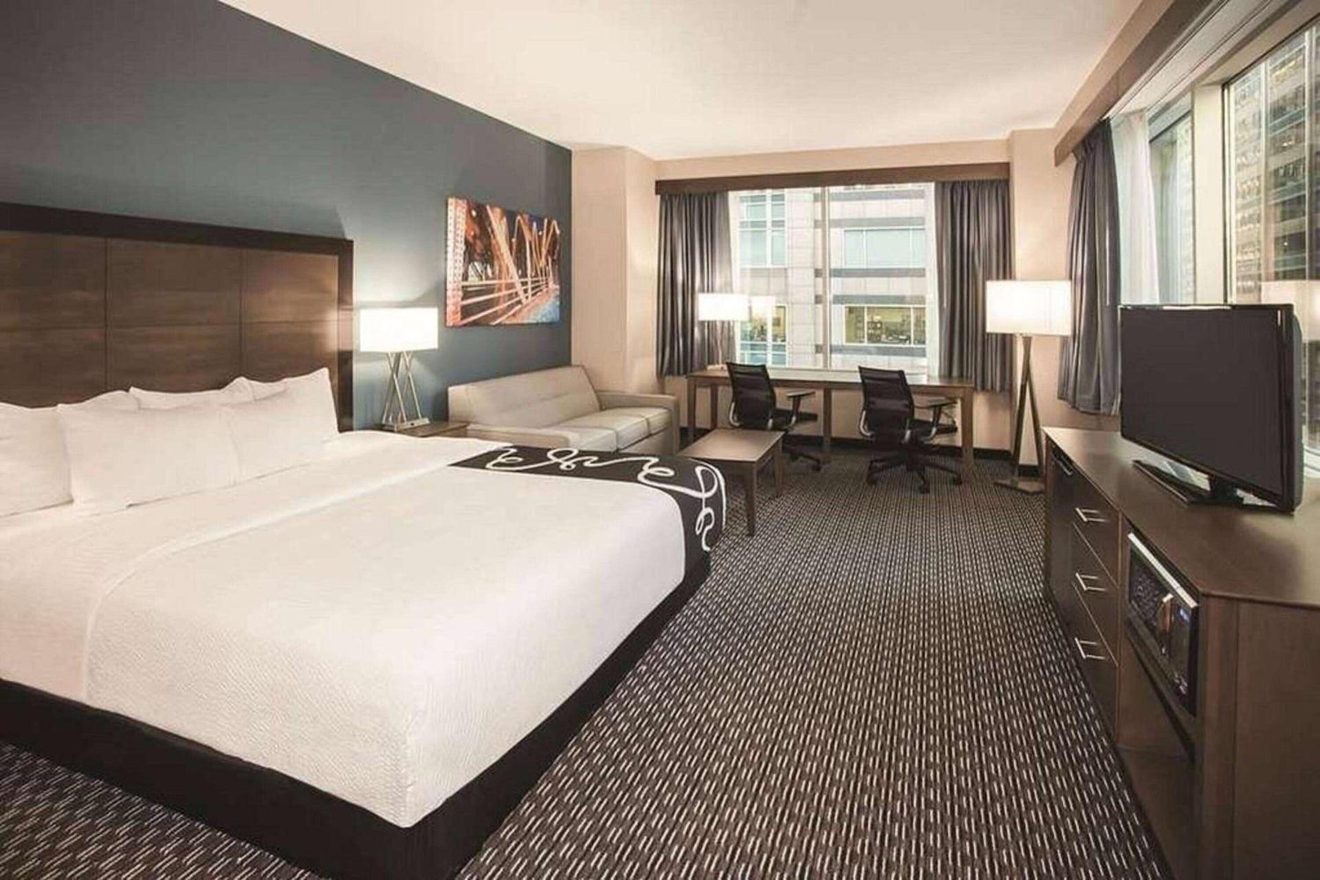 La Quinta Inn & Suites by Wyndham Chicago Downtown photo 39