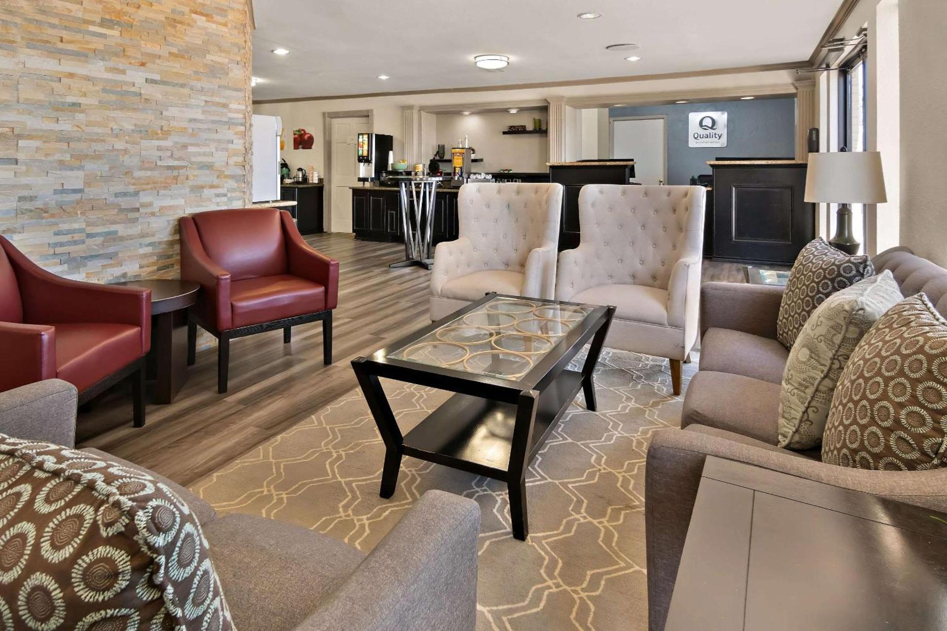 Quality Inn & Suites Weatherford photo 4