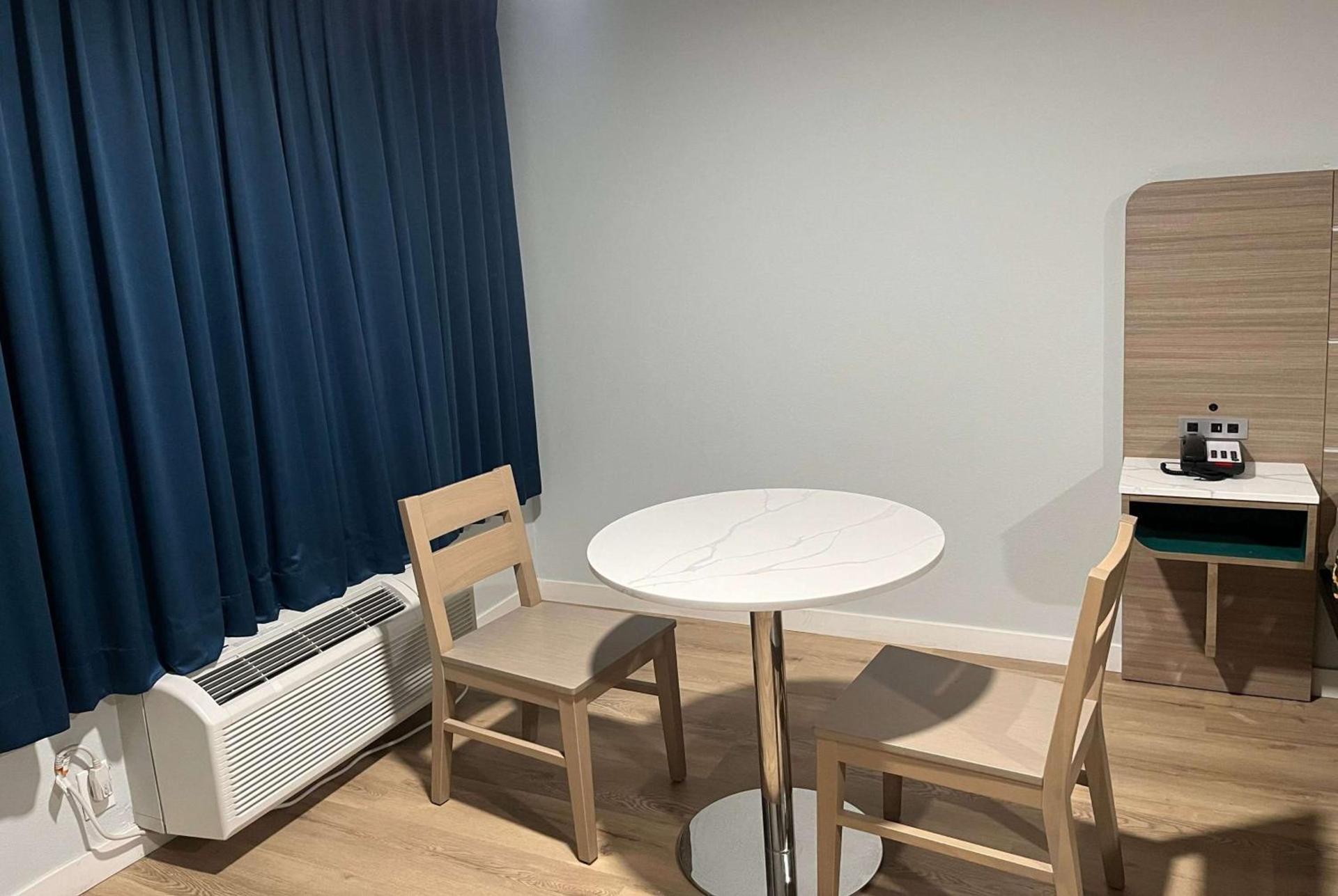 Travelodge by Wyndham Fairplex Pomona photo 6