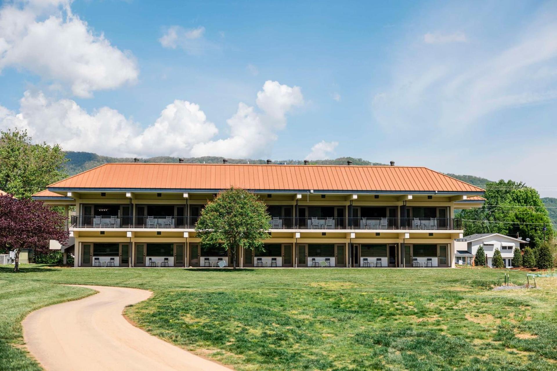 Waynesville Inn and Golf Club, Tapestry Collection by Hilton photo 87