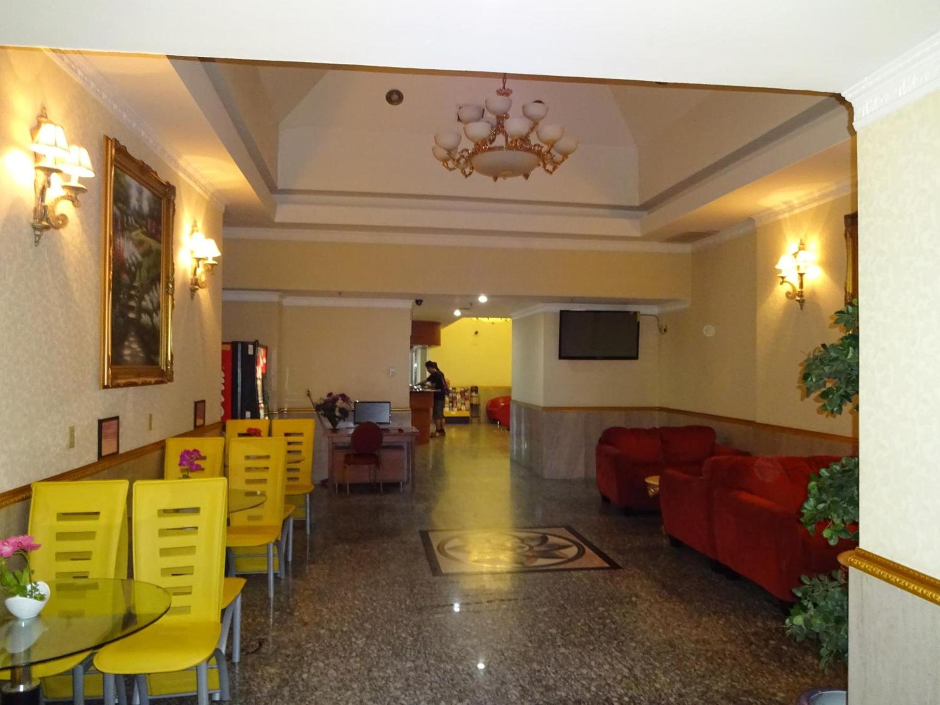 Flushing Hotel photo 17