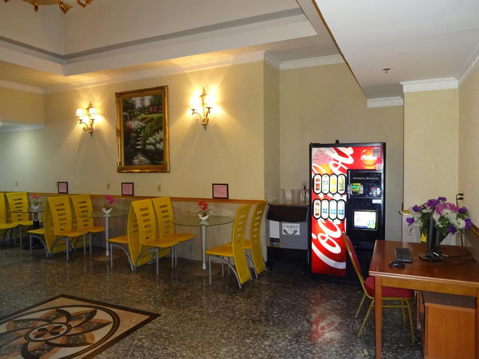 Flushing Hotel photo 6