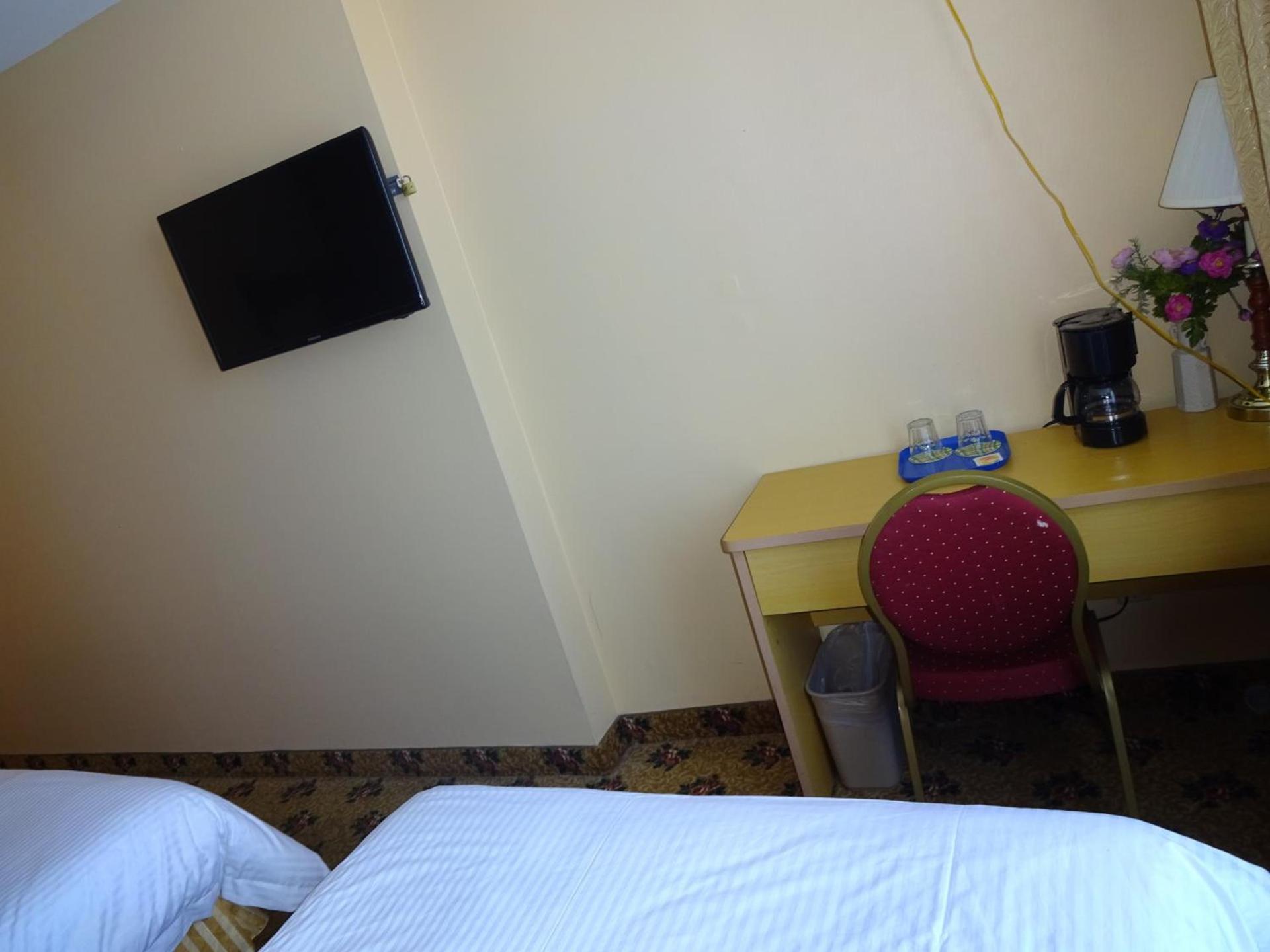 Flushing Hotel photo 11