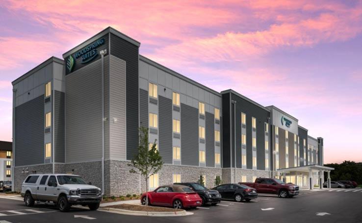 WoodSpring Suites Downers Grove - Chicago photo 4
