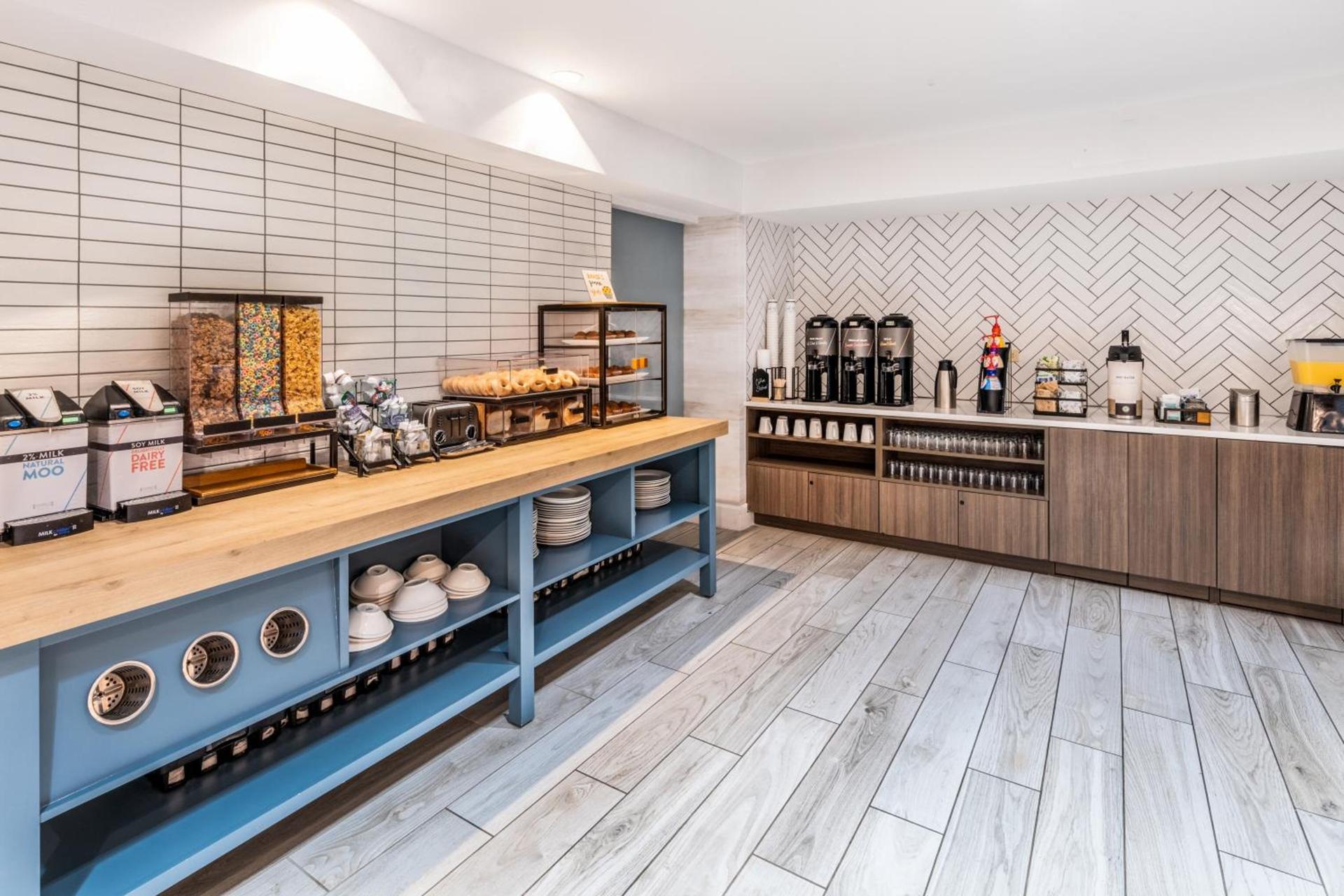 Staybridge Suites Denver - Cherry Creek by IHG photo 38