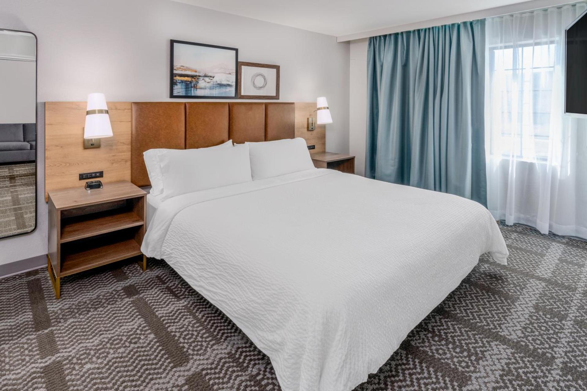 Staybridge Suites Denver - Cherry Creek by IHG photo 2
