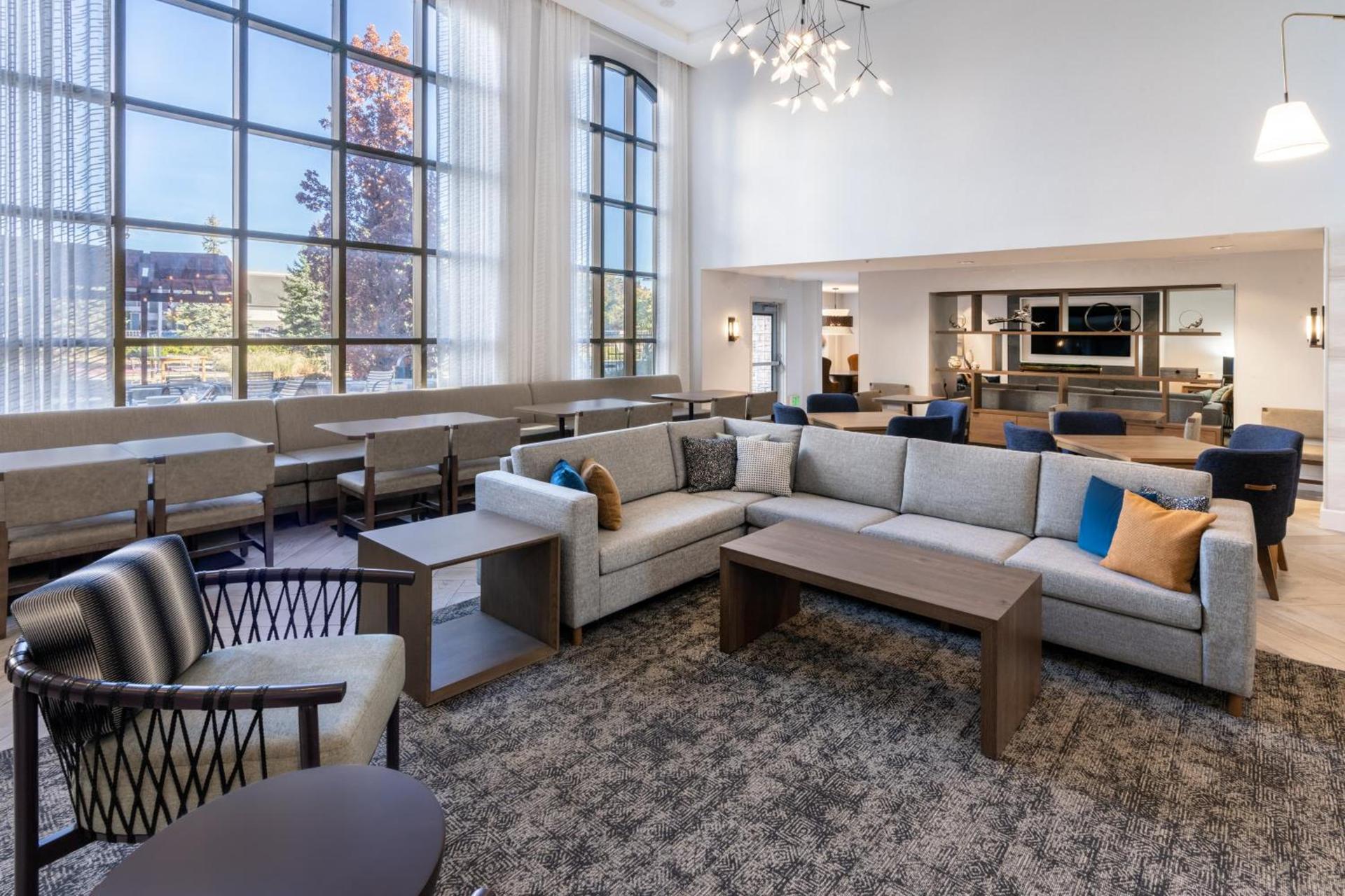 Staybridge Suites Denver - Cherry Creek by IHG photo 3