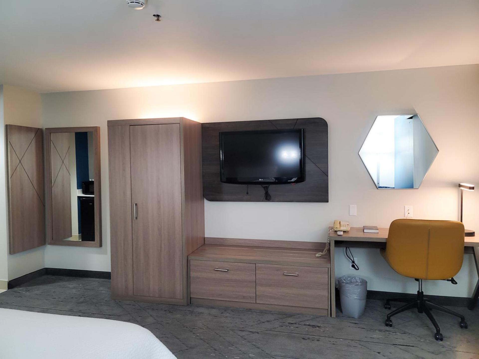 Holiday Inn Express Enid-Highway 412 by IHG photo 7