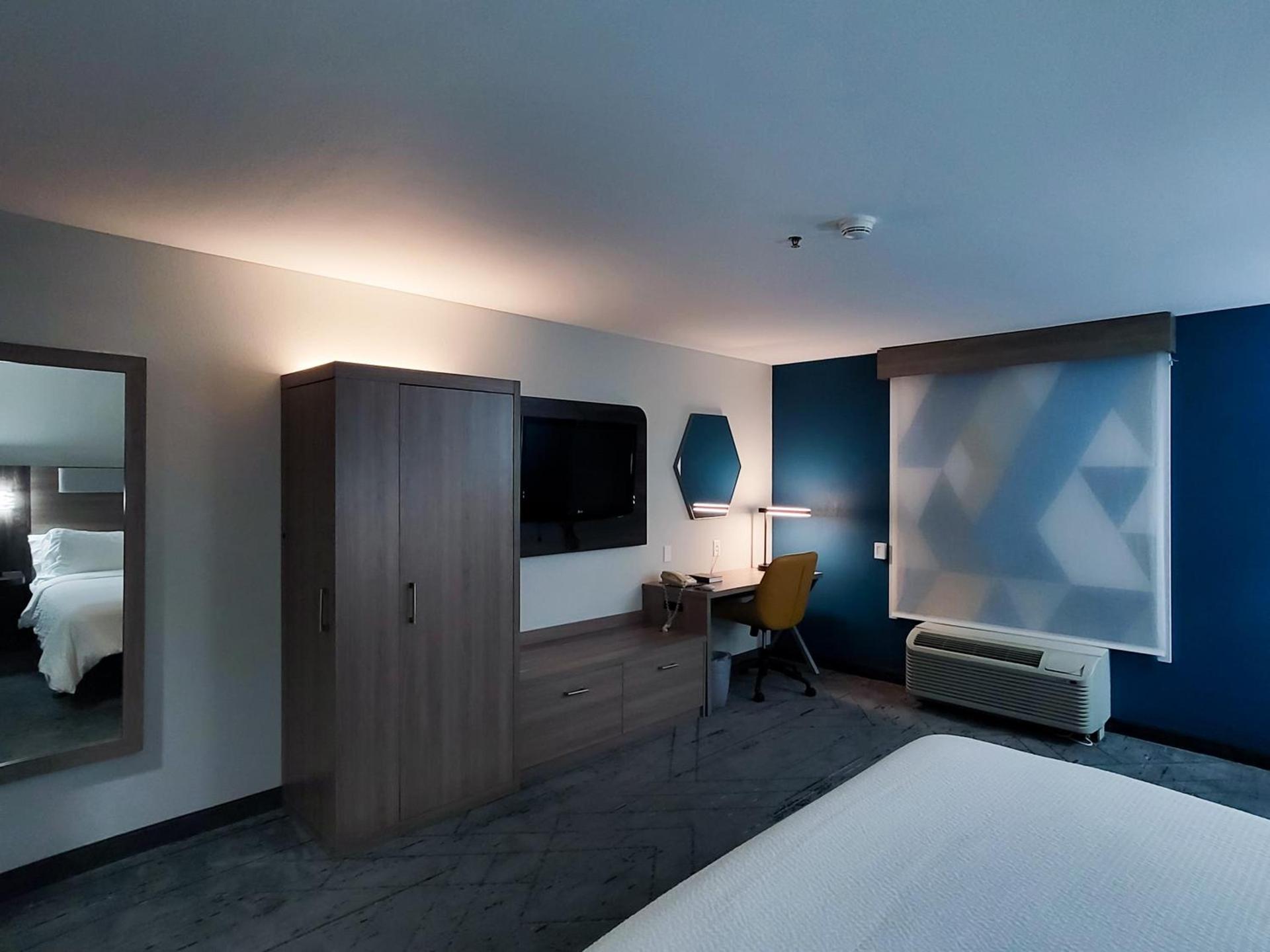 Holiday Inn Express Enid-Highway 412 by IHG photo 11