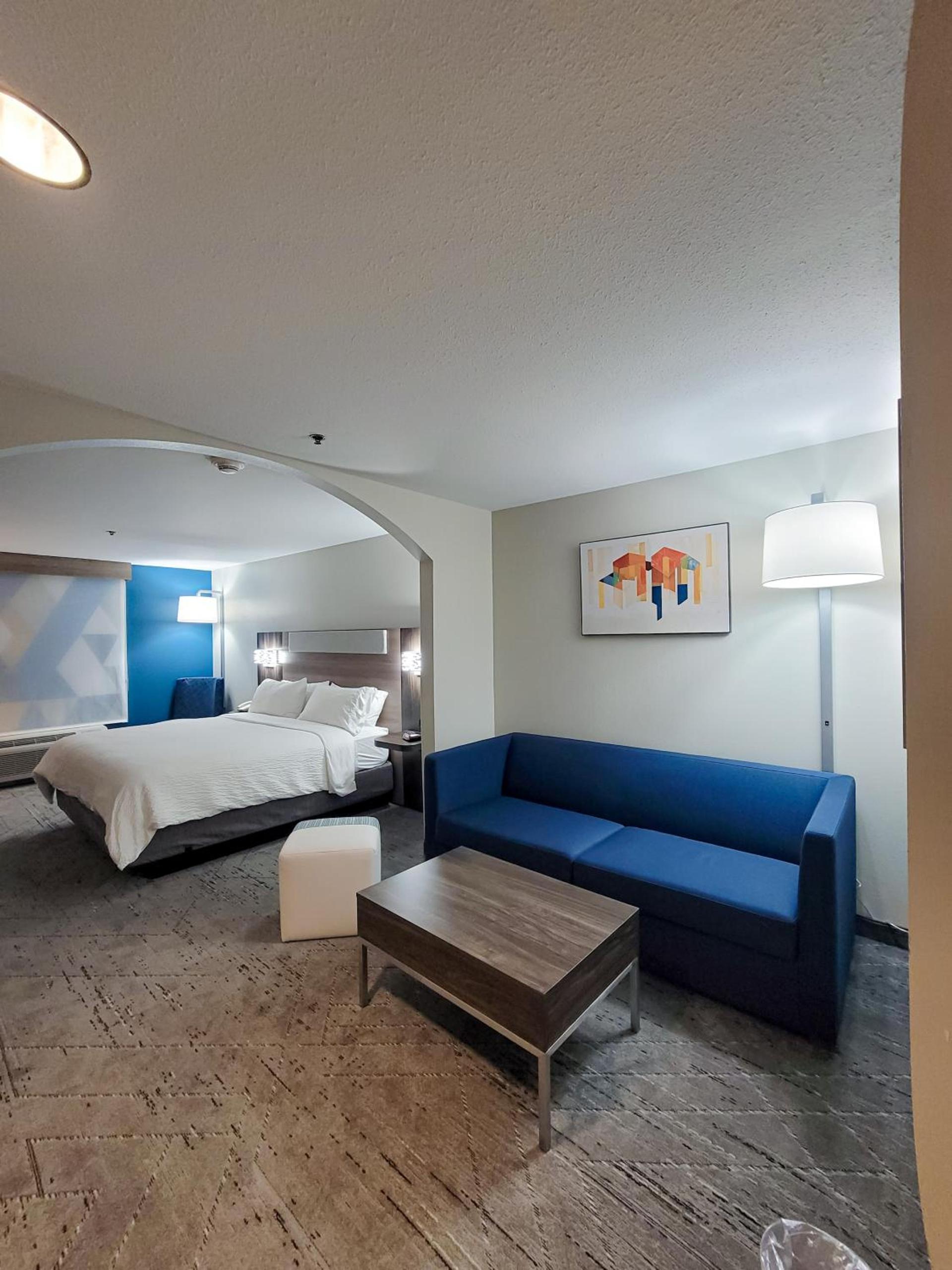 Holiday Inn Express Enid-Highway 412 by IHG photo 18