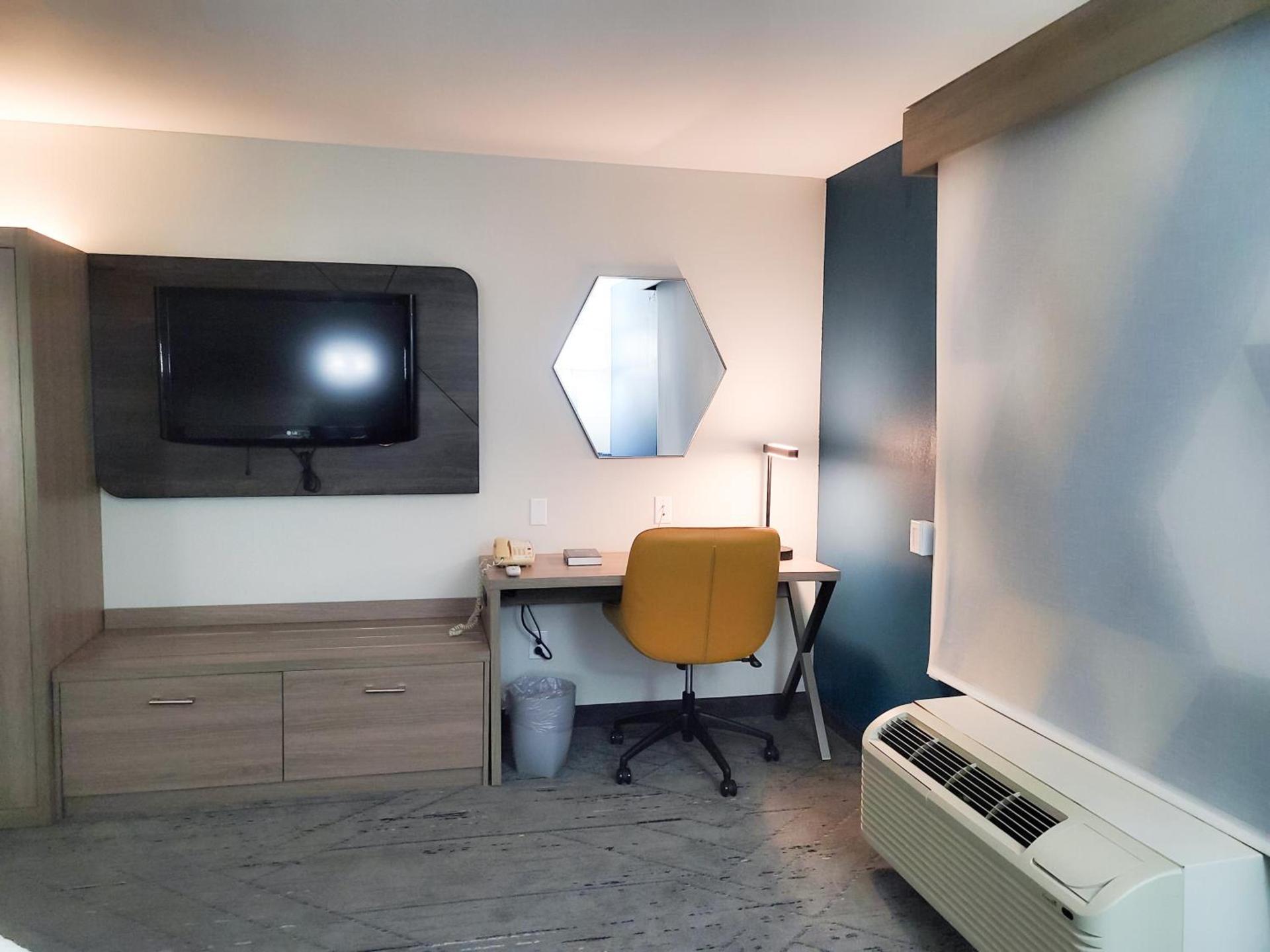 Holiday Inn Express Enid-Highway 412 by IHG photo 22