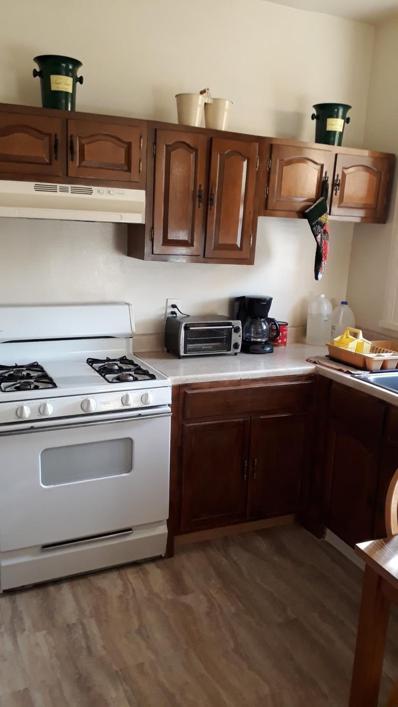 Pleasant Rooming House photo 12