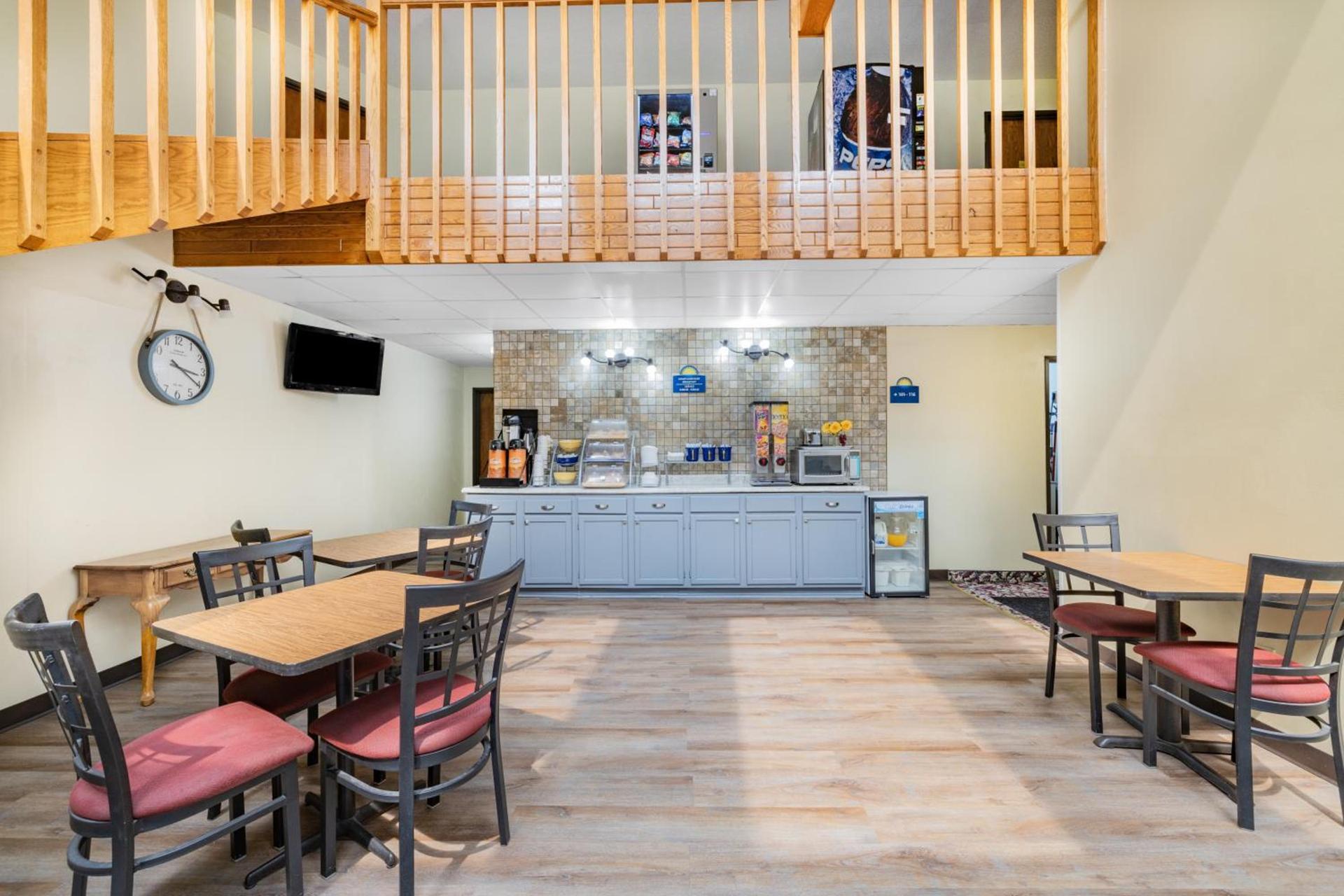 Days Inn by Wyndham Monticello photo 10