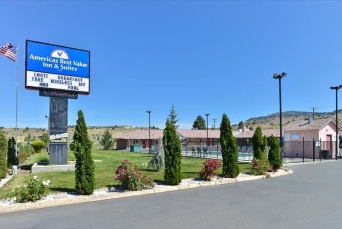 Americas Best Value Inn & Suites Klamath Falls photo 1