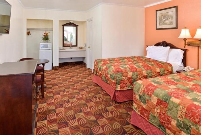 Americas Best Value Inn & Suites Klamath Falls photo 13