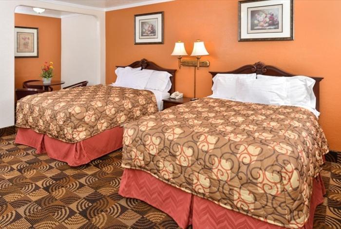 Americas Best Value Inn & Suites Klamath Falls photo 11