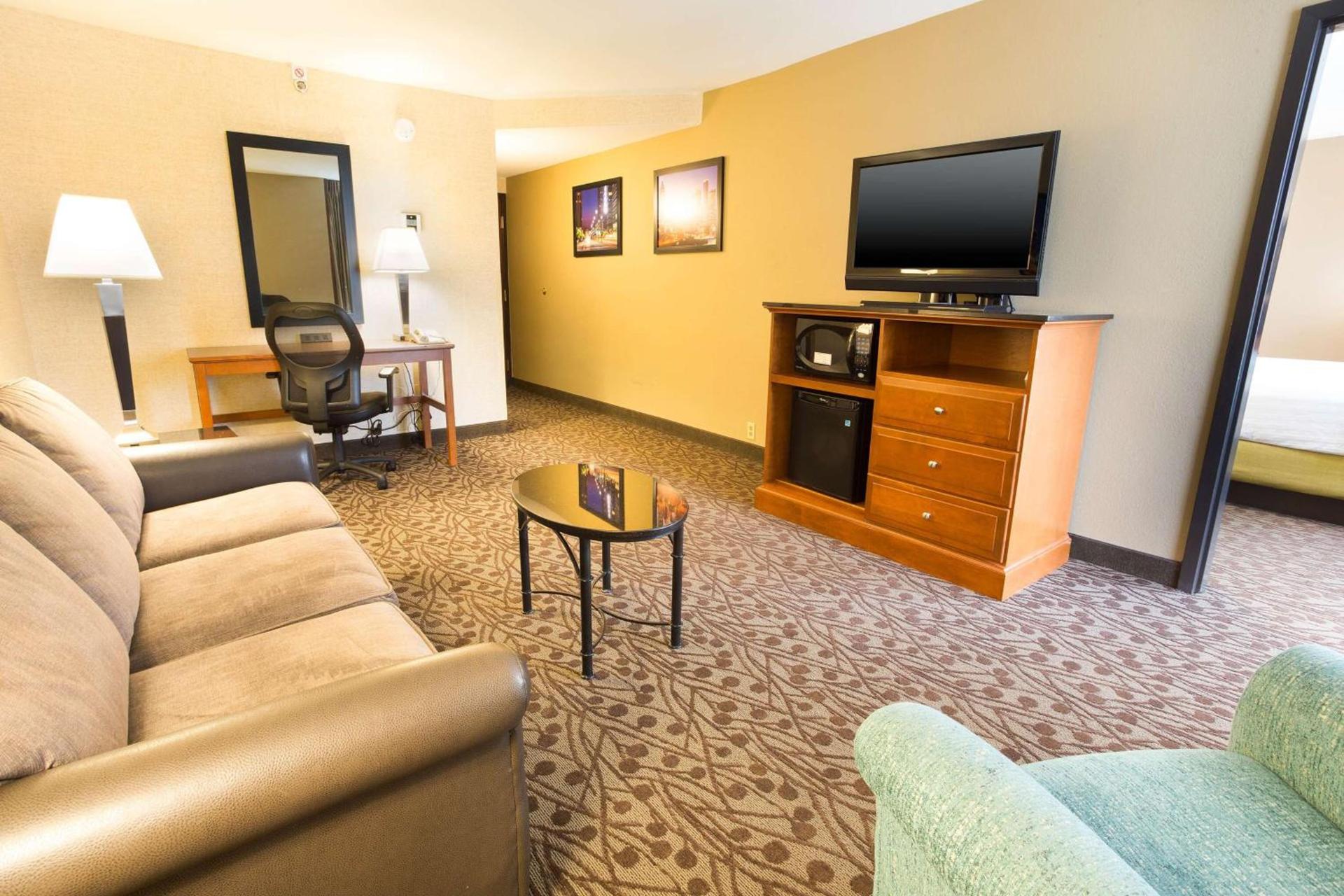 Drury Inn & Suites Atlanta Airport photo 7