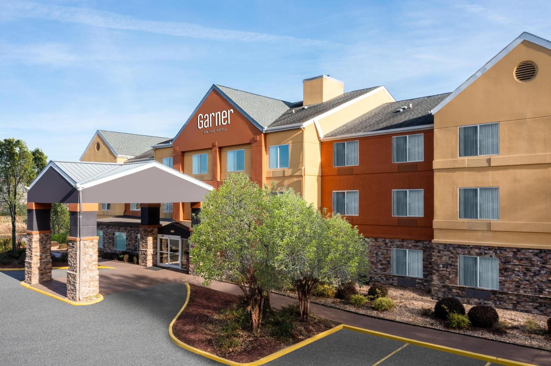 Garner Hotel Macon West by IHG photo 1