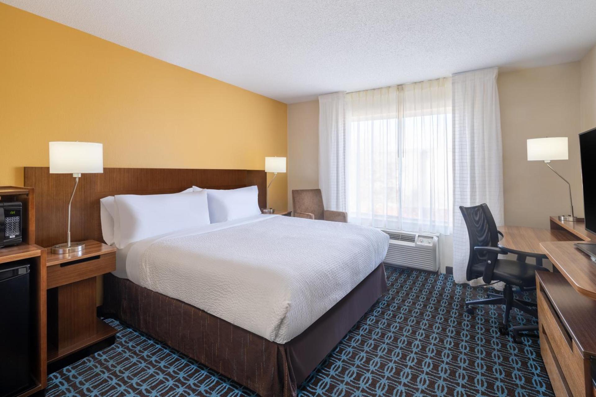 Garner Hotel Macon West by IHG photo 5
