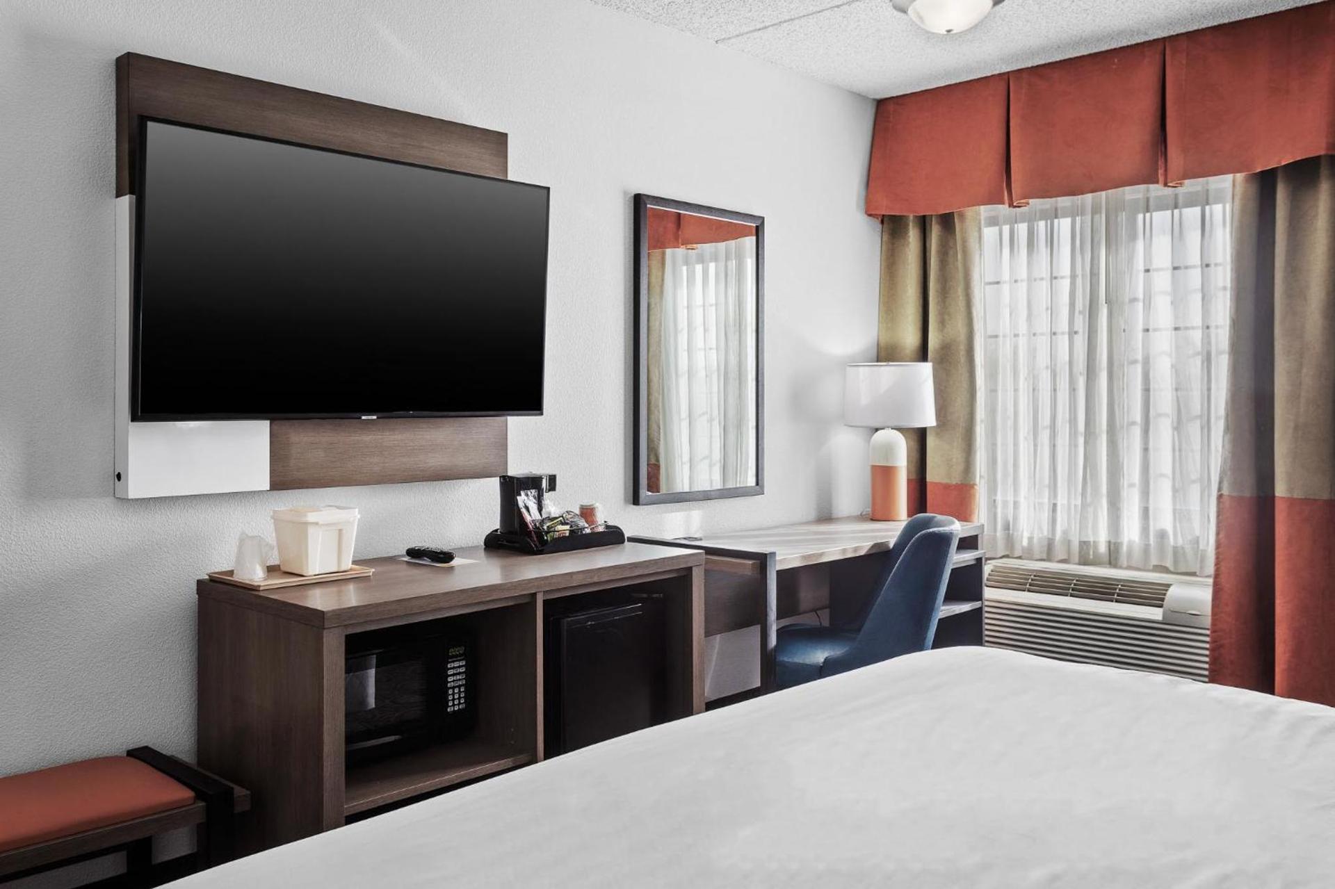 Comfort Inn Chandler - Phoenix South I-10 photo 63