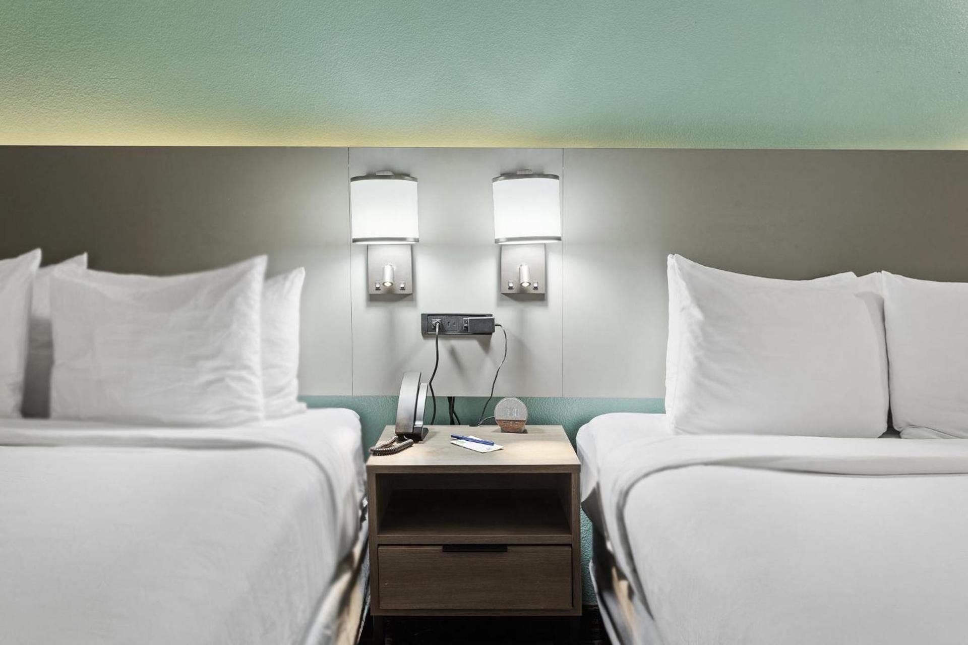 Comfort Inn Chandler - Phoenix South I-10 photo 60