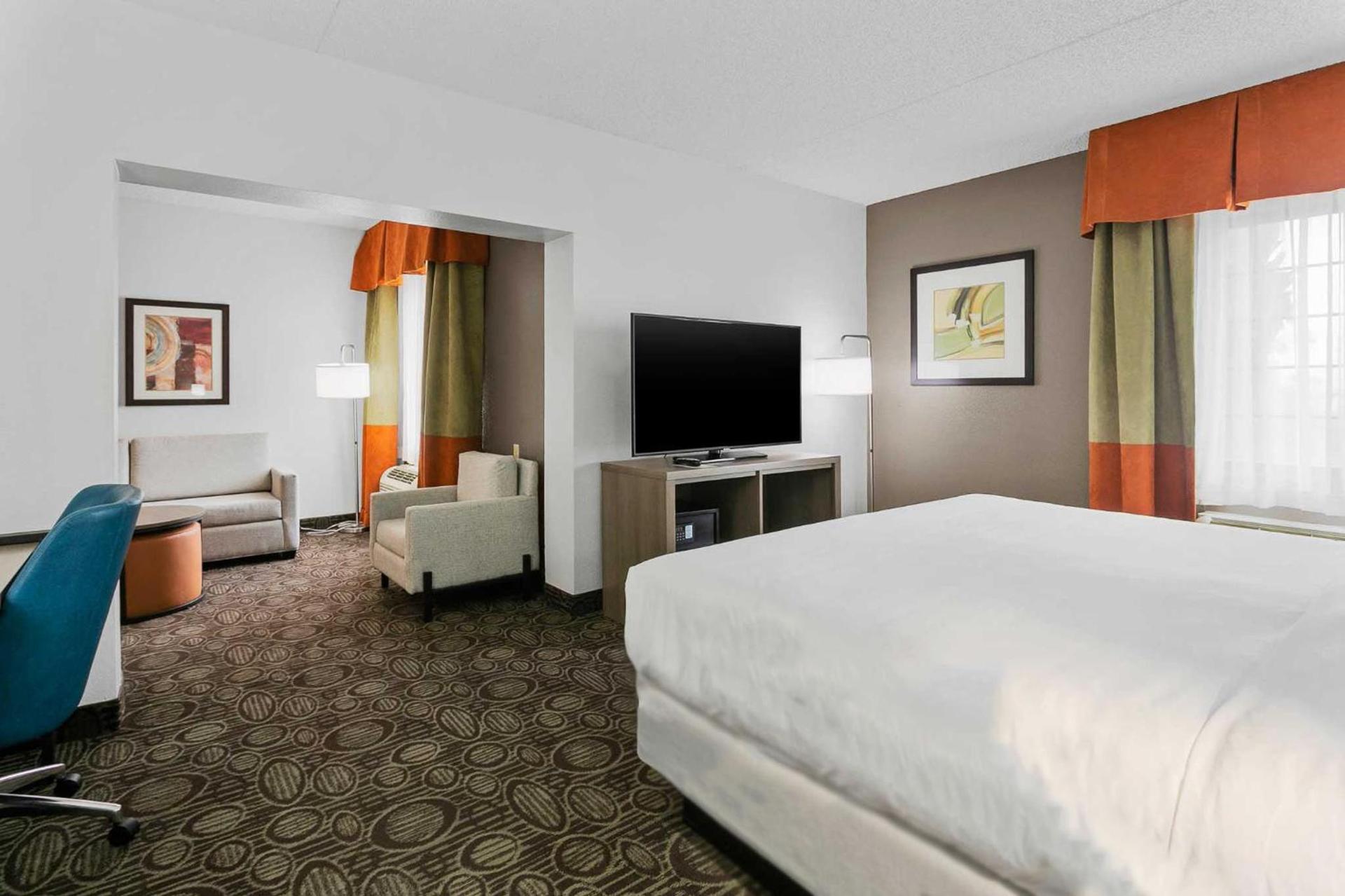 Comfort Inn Chandler - Phoenix South I-10 photo 74