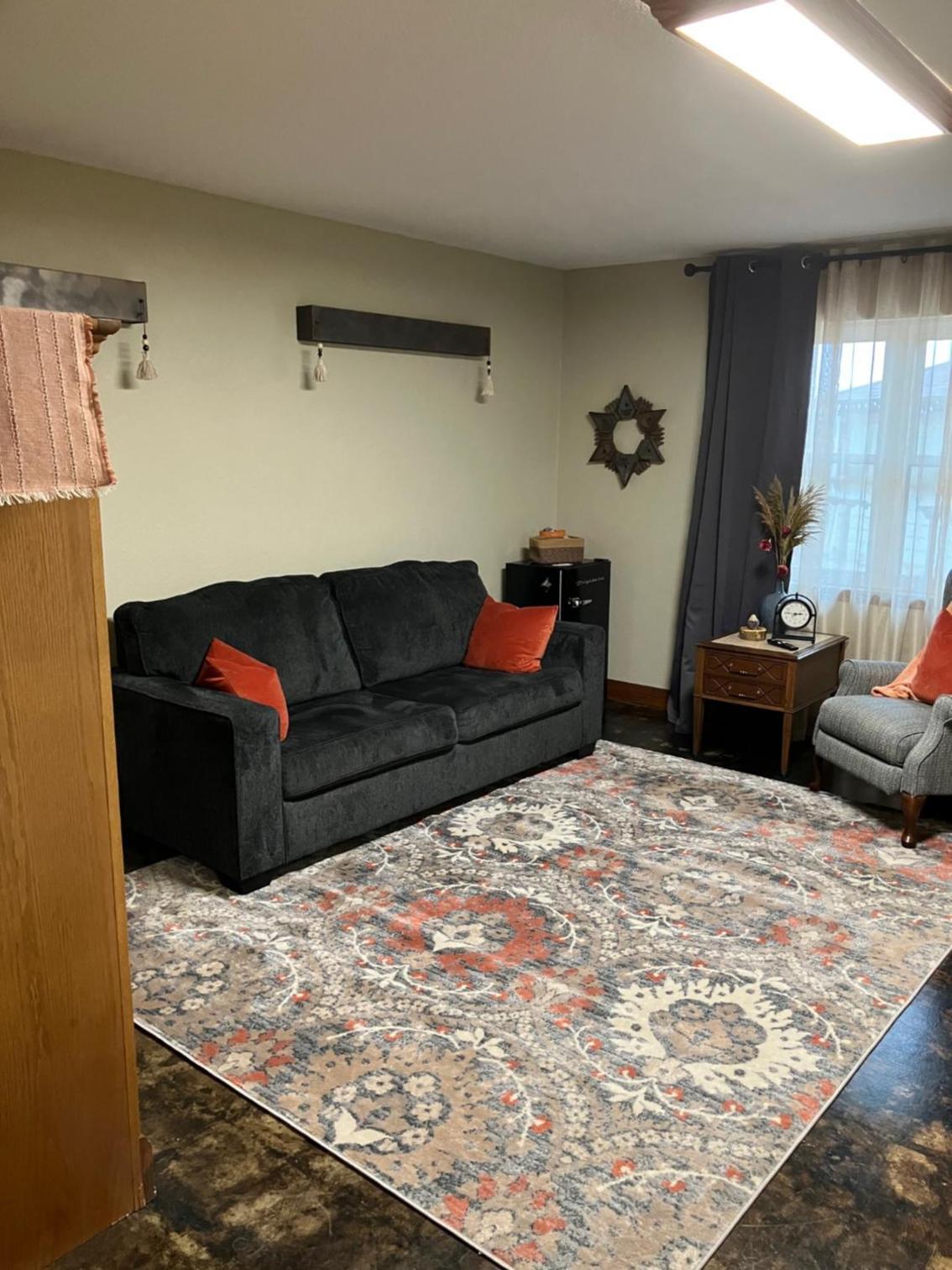 Prairie Rose Inn photo 81