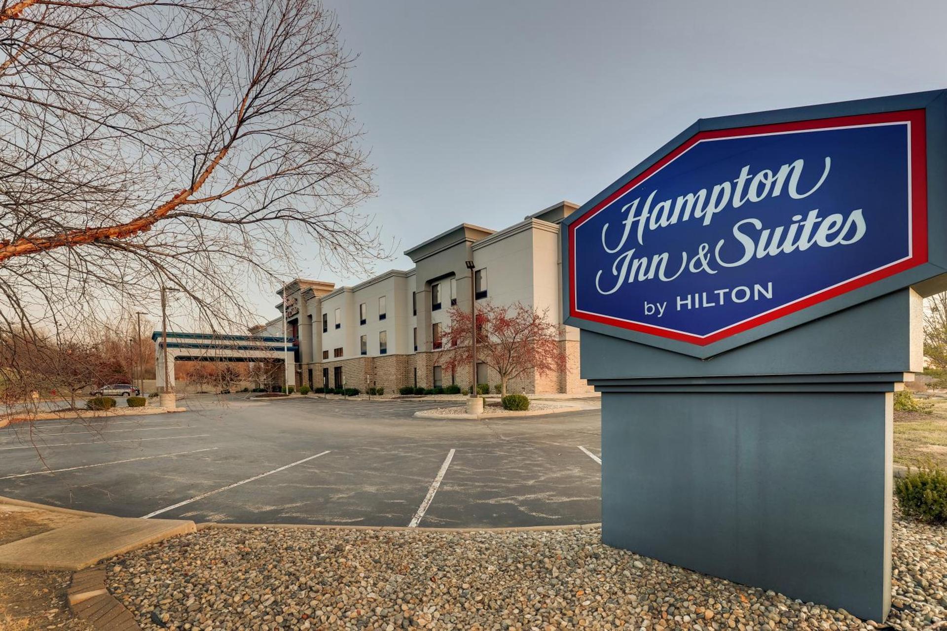 Hampton Inn & Suites St. Louis - Edwardsville photo 51