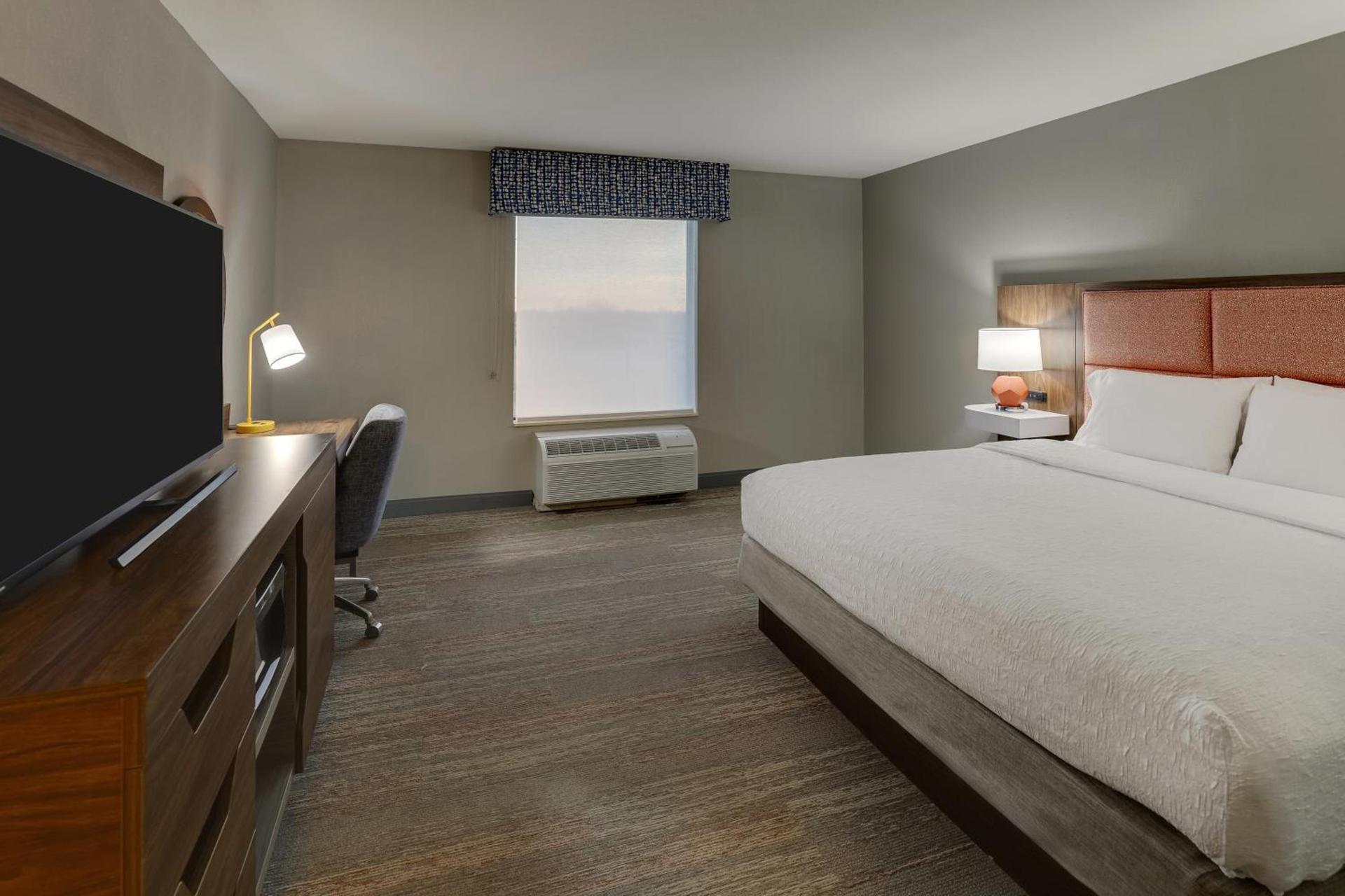 Hampton Inn & Suites St. Louis - Edwardsville photo 55
