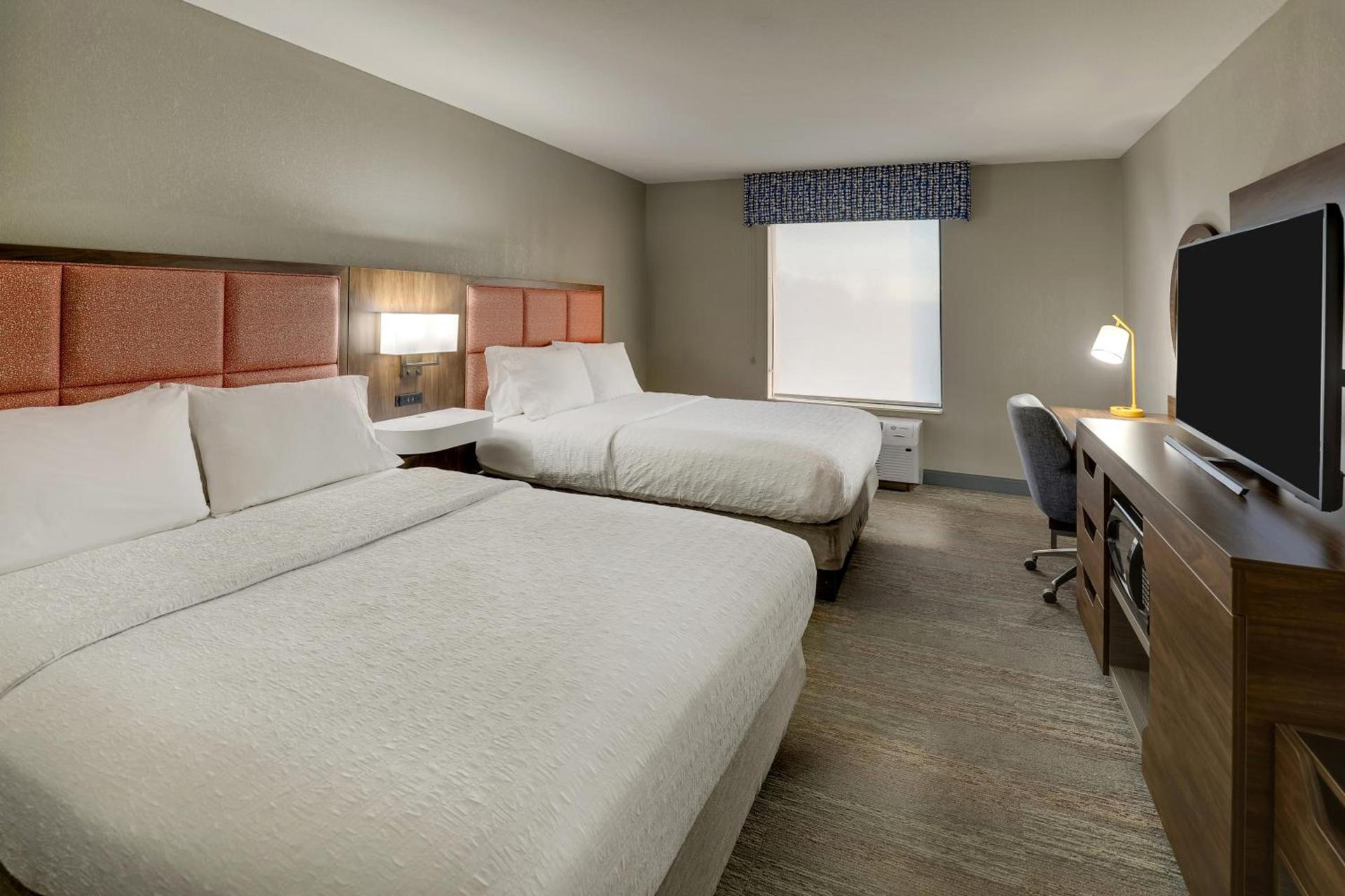 Hampton Inn & Suites St. Louis - Edwardsville photo 57