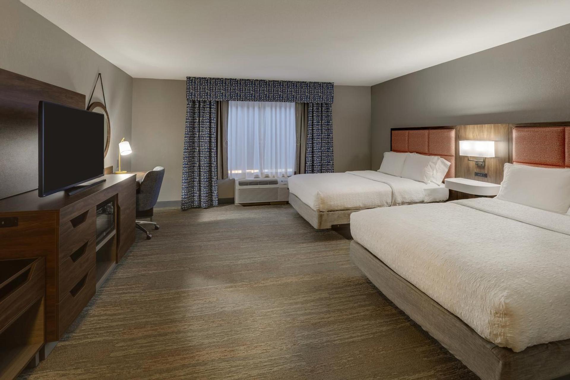 Hampton Inn & Suites St. Louis - Edwardsville photo 62