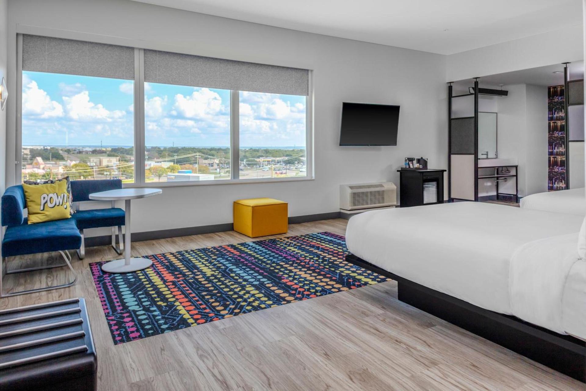 Aloft by Marriott Dallas Arlington South photo 11