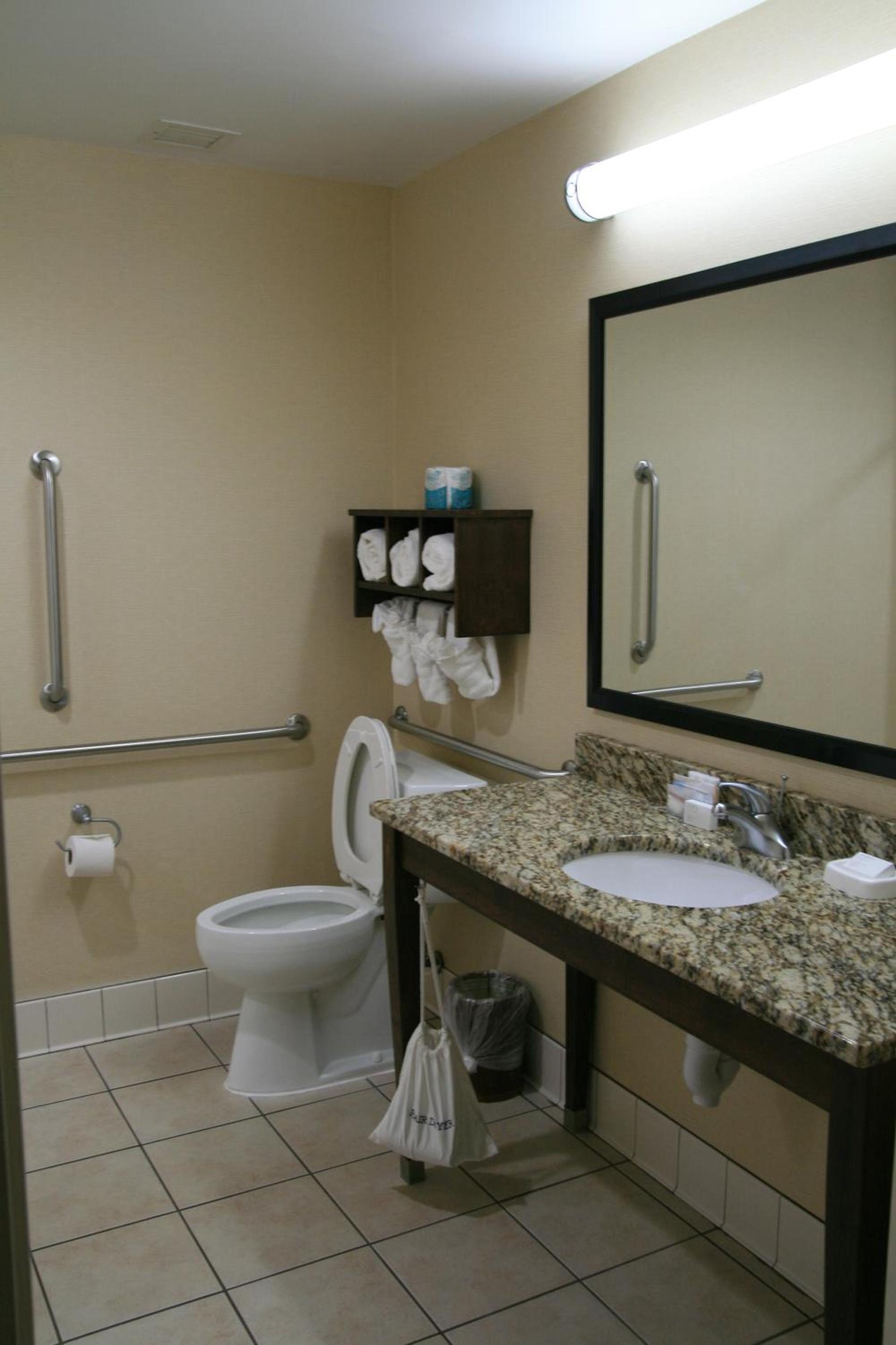 Clarion Pointe Cherokee photo 35